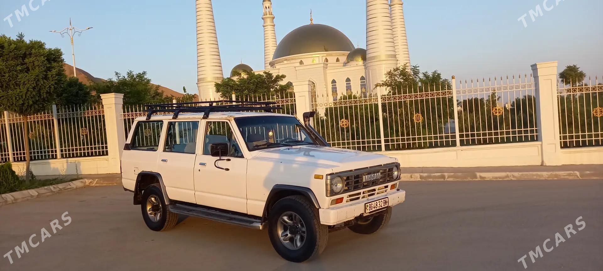 Nissan Patrol 1993 - 60 000 TMT - Балканабат - img 3
