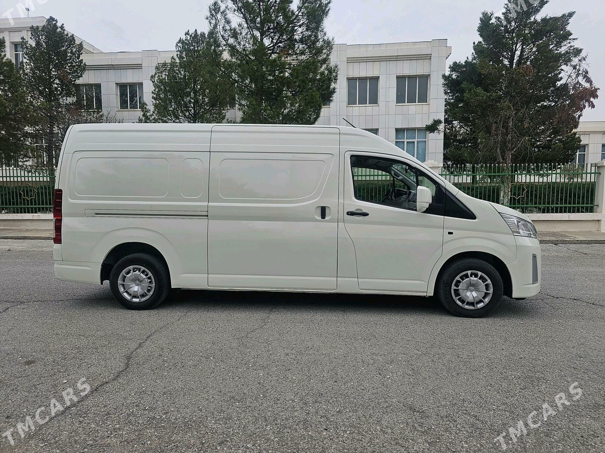 Toyota Hiace 2020 - 470 000 TMT - Ашхабад - img 4