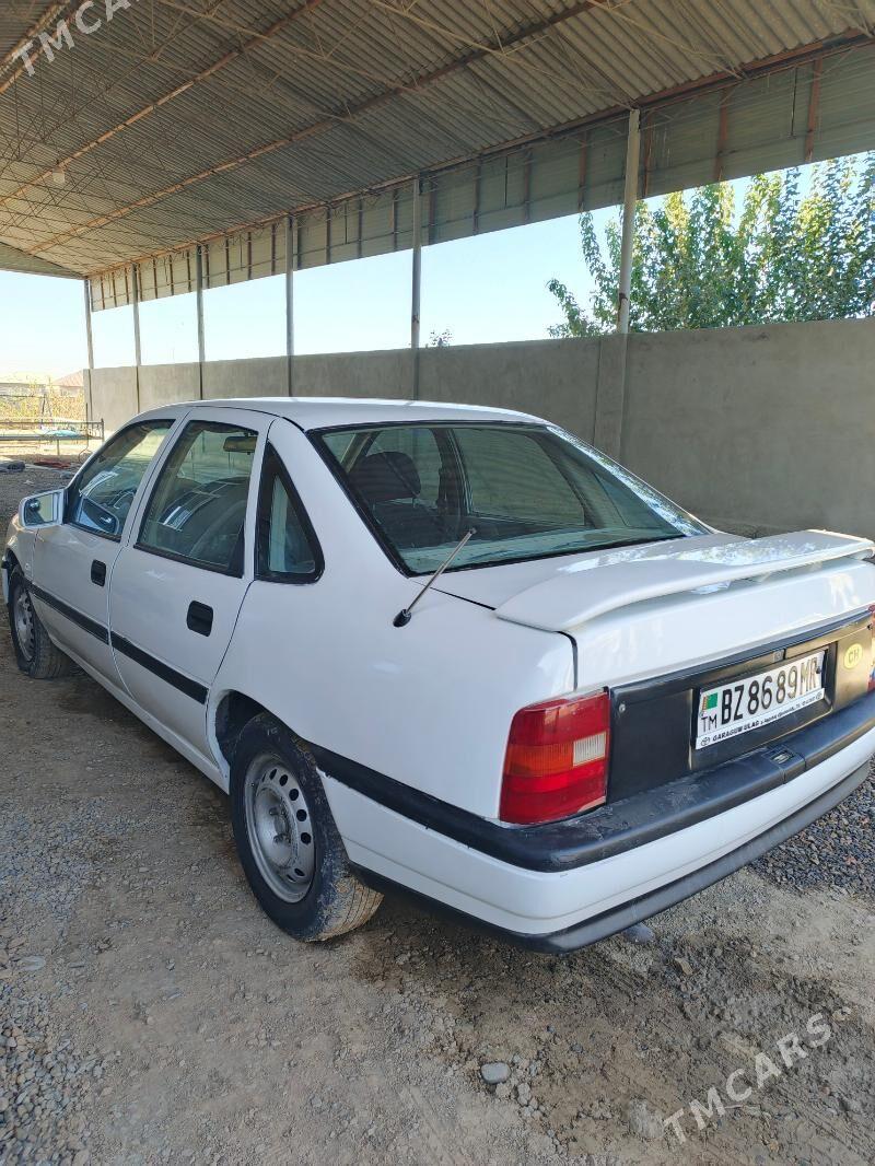 Opel Vectra 1990 - 32 000 TMT - Мургап - img 6