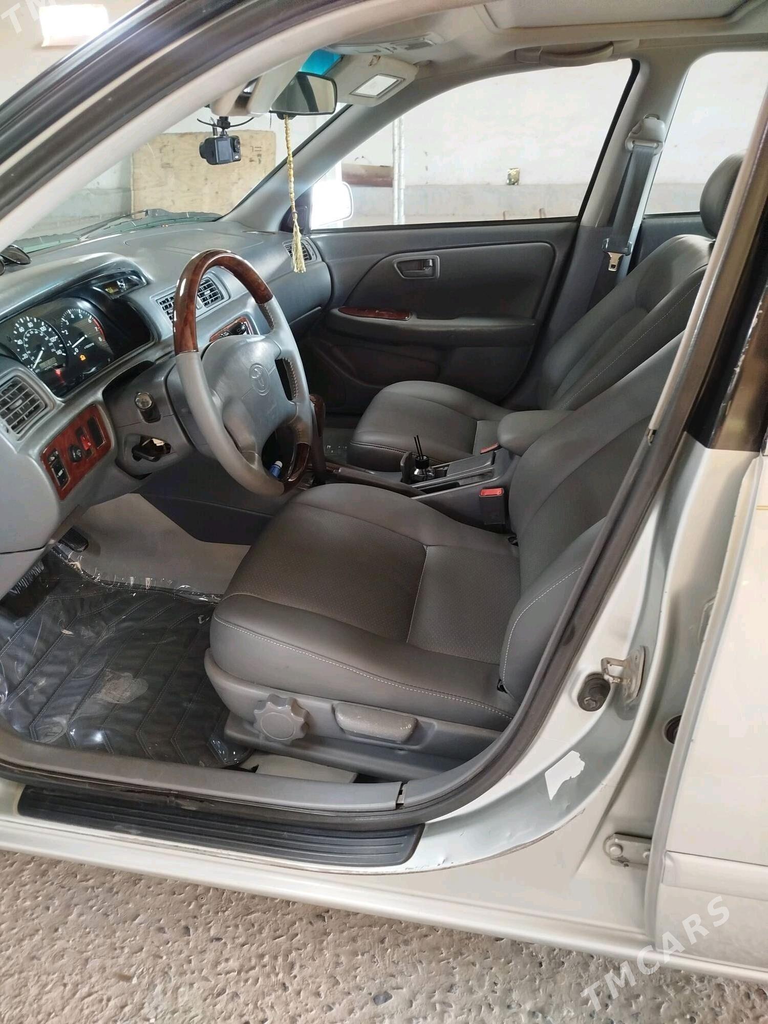 Toyota Camry 2000 - 165 000 TMT - Халач - img 3
