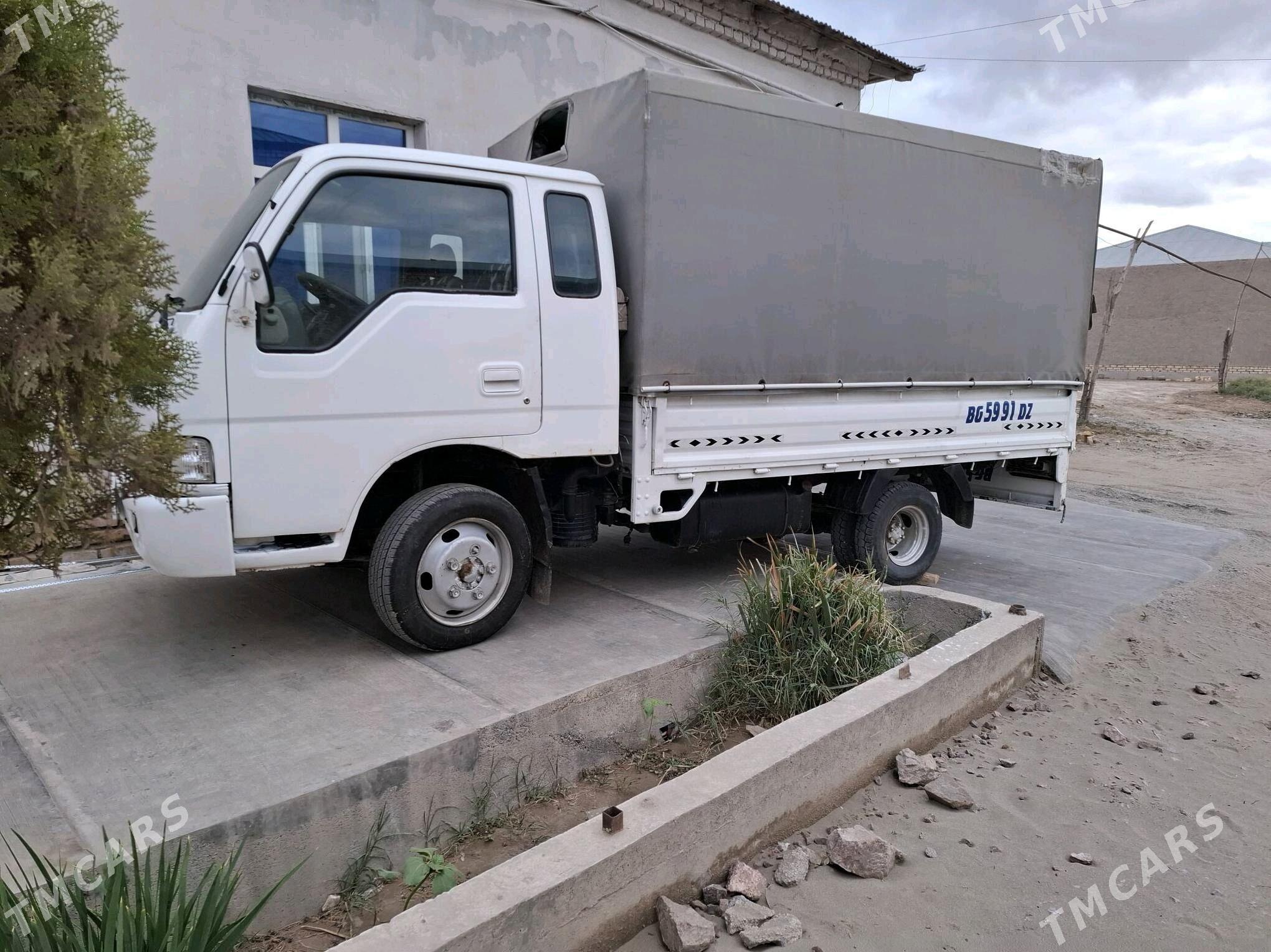 Kia Bongo 2002 - 130 000 TMT - Şabat etr. - img 4