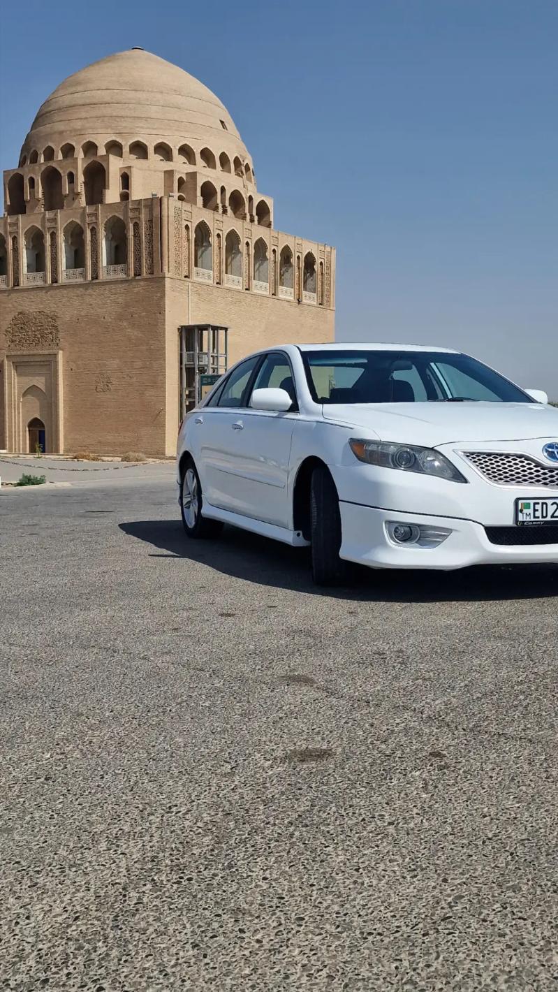 Toyota Camry 2010 - 195 000 TMT - Байрамали - img 4