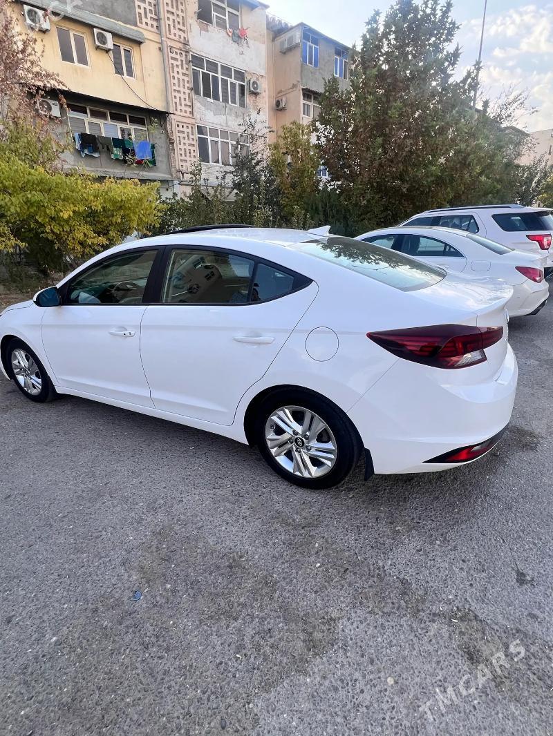 Hyundai Elantra 2020 - 230 000 TMT - Досааф - img 2