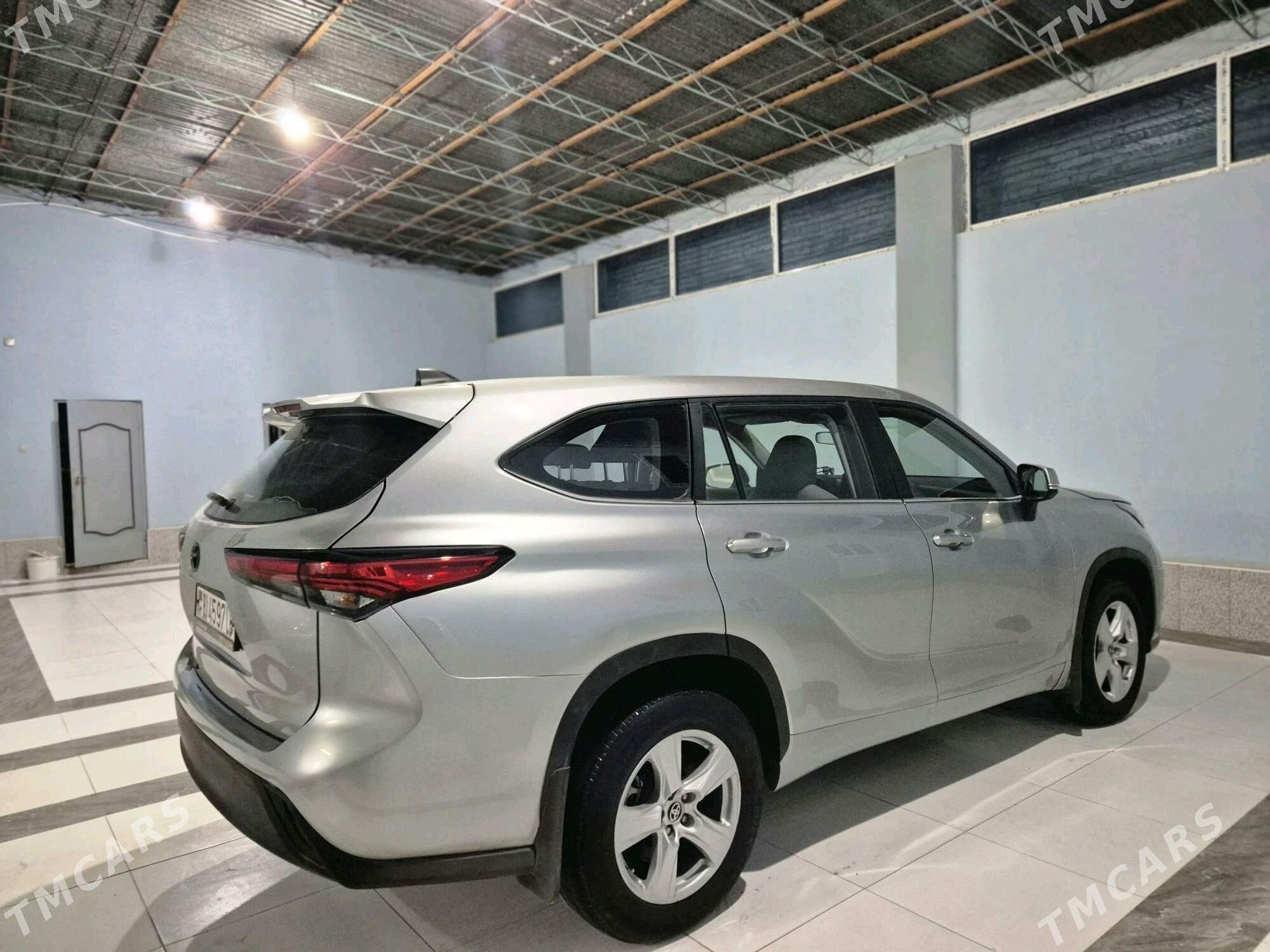 Toyota Highlander 2023 - 480 000 TMT - Дянев - img 4