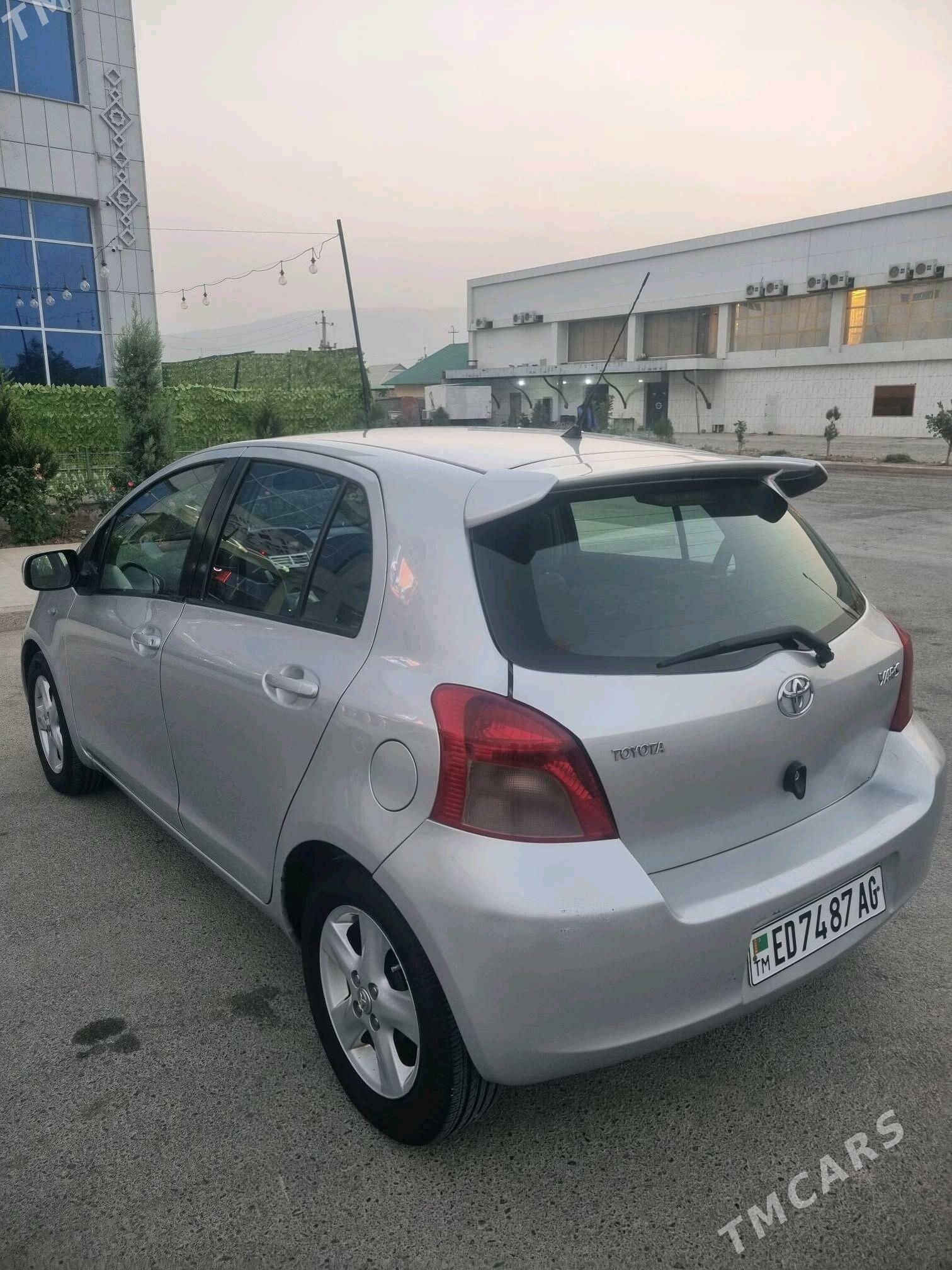 Toyota Yaris 2008 - 125 000 TMT - Aşgabat - img 1