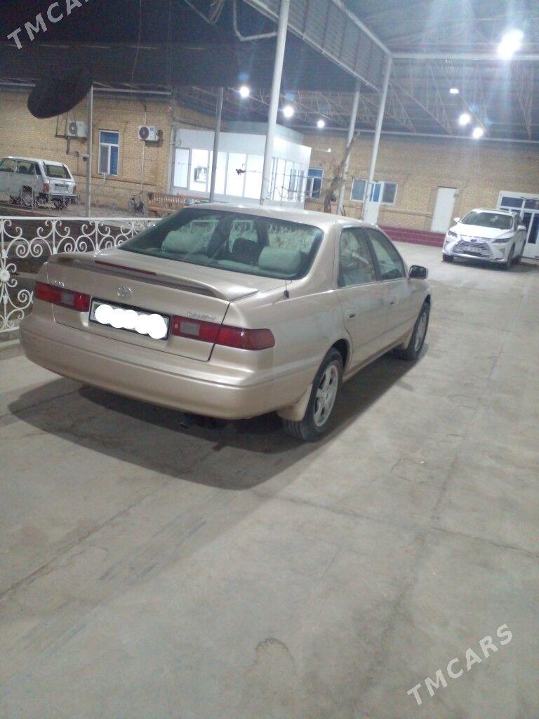 Toyota Camry 1997 - 125 000 TMT - Керки - img 2