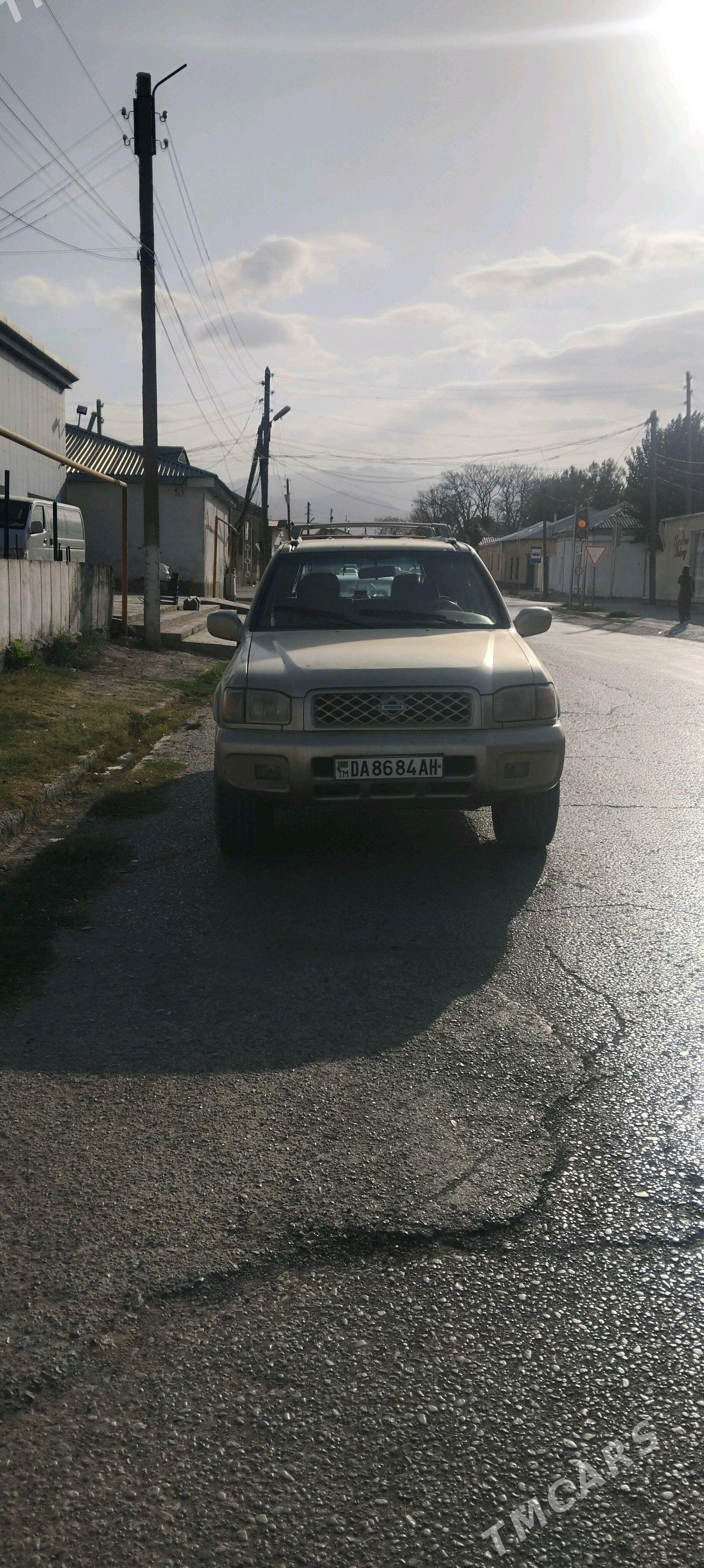 Nissan Pathfinder 1999 - 150 000 TMT - Bäherden - img 3