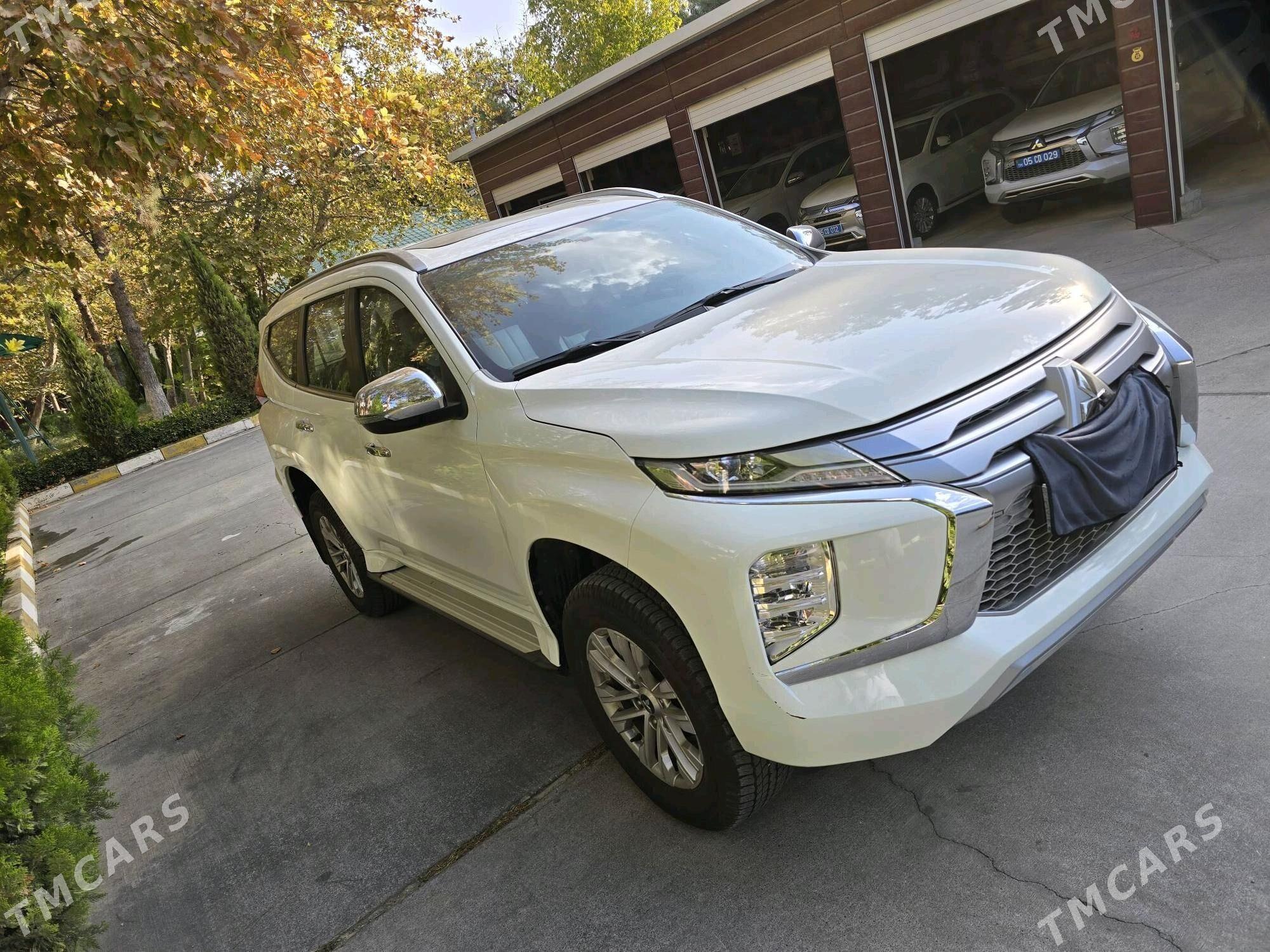 Mitsubishi Montero Sport 2023 - 527 000 TMT - Aşgabat - img 4