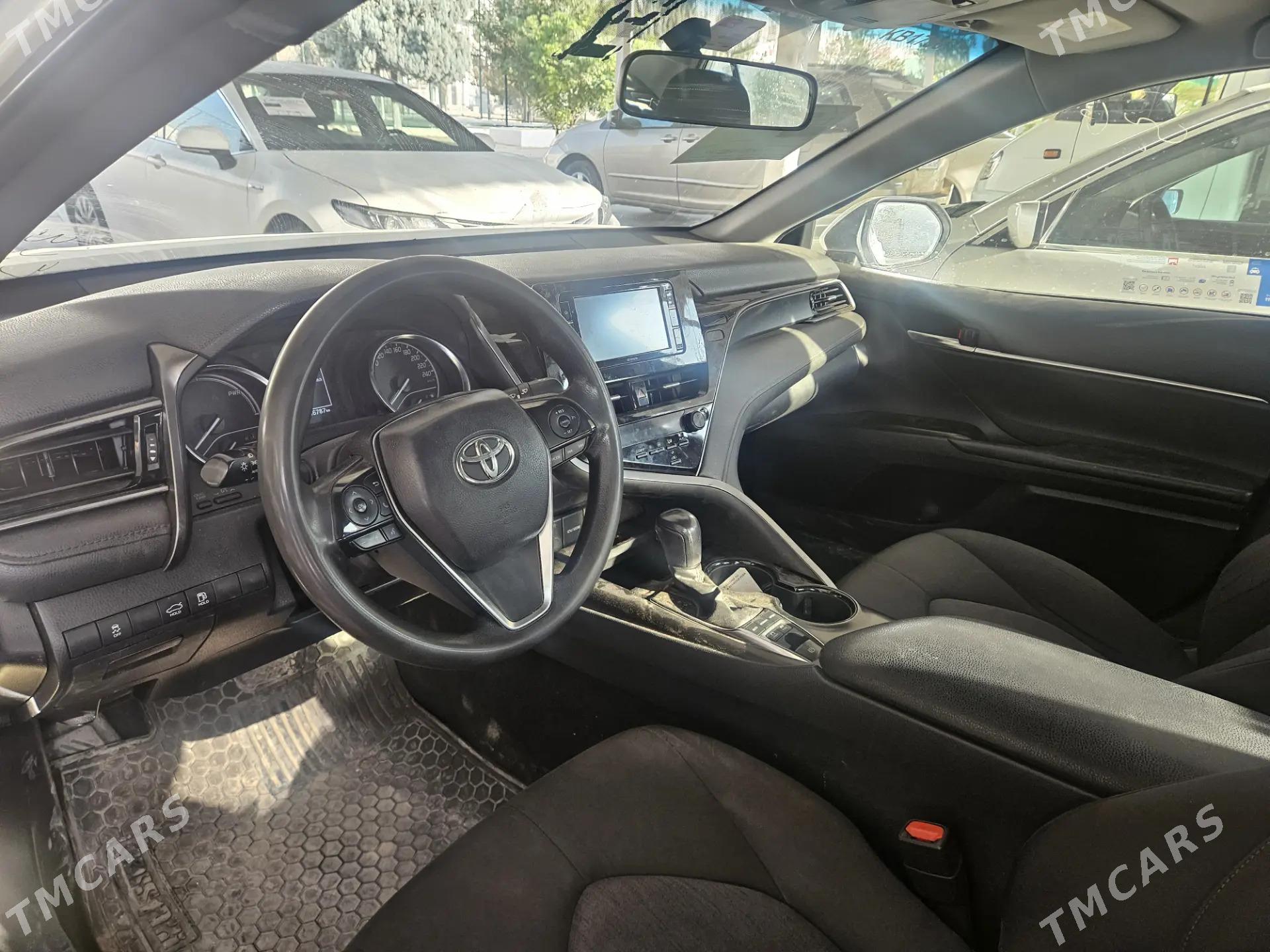 Toyota Camry 2021 - 217 000 TMT - Köşi - img 3