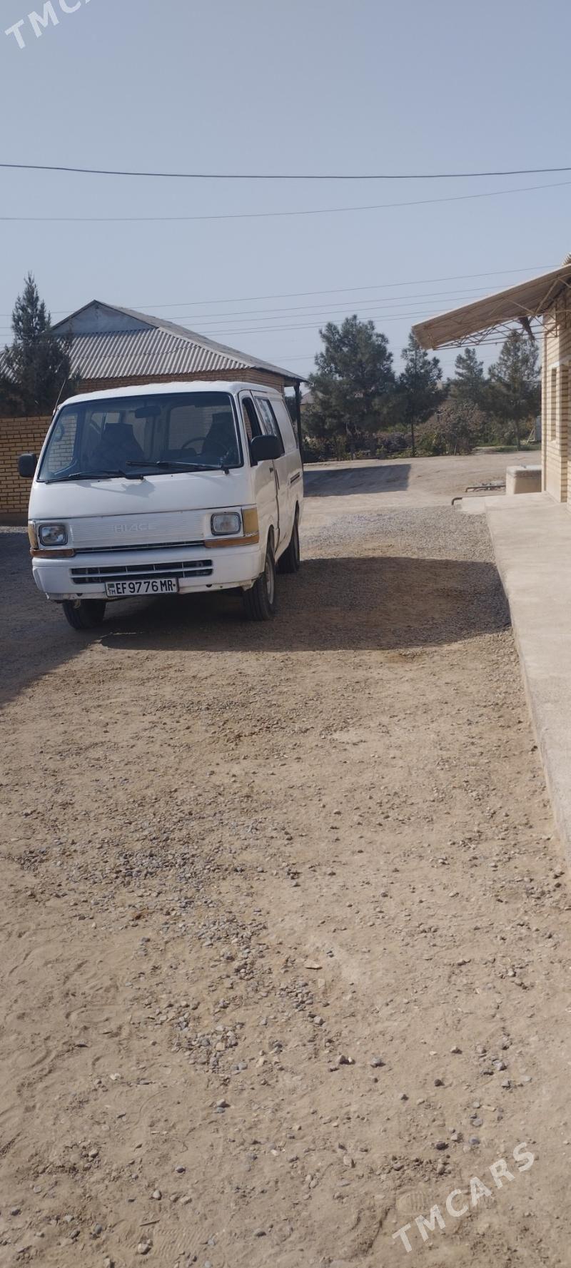 Toyota Hiace 1998 - 42 000 TMT - Мары - img 3