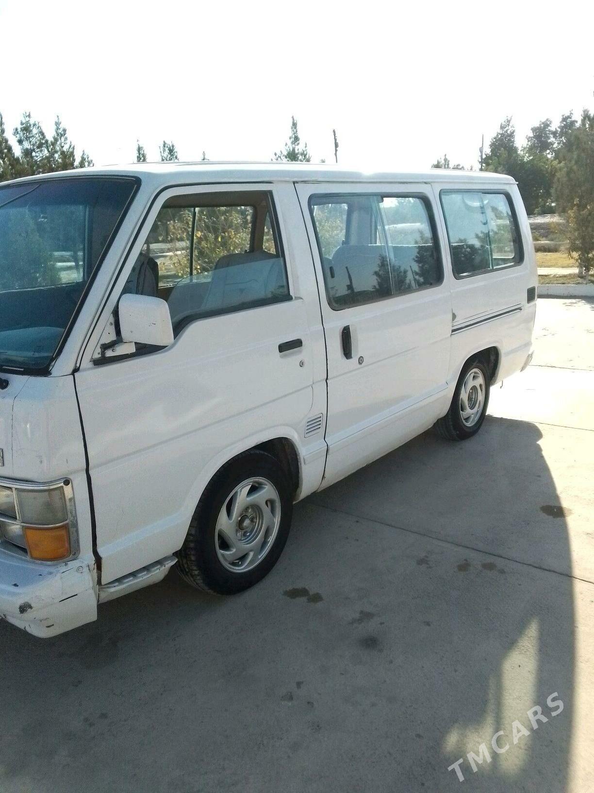 Toyota Hiace 1988 - 45 000 TMT - Векильбазар - img 5