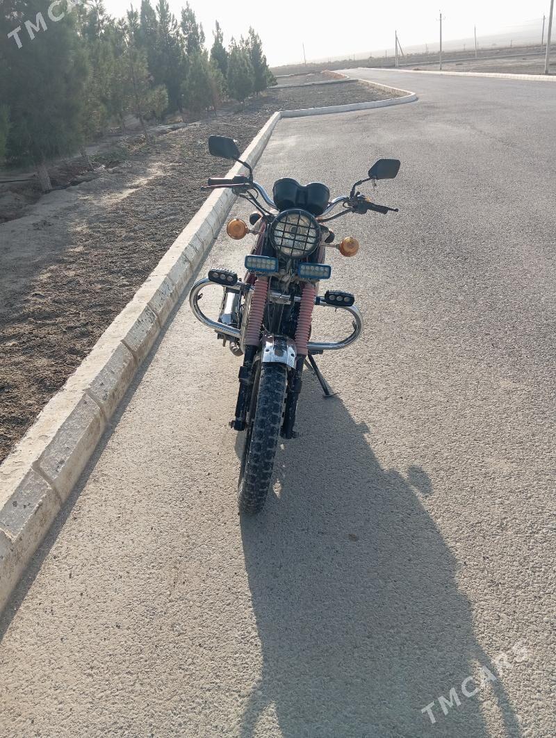 Fekon FK150-8G 2015 - 13 000 TMT - Bäherden - img 4