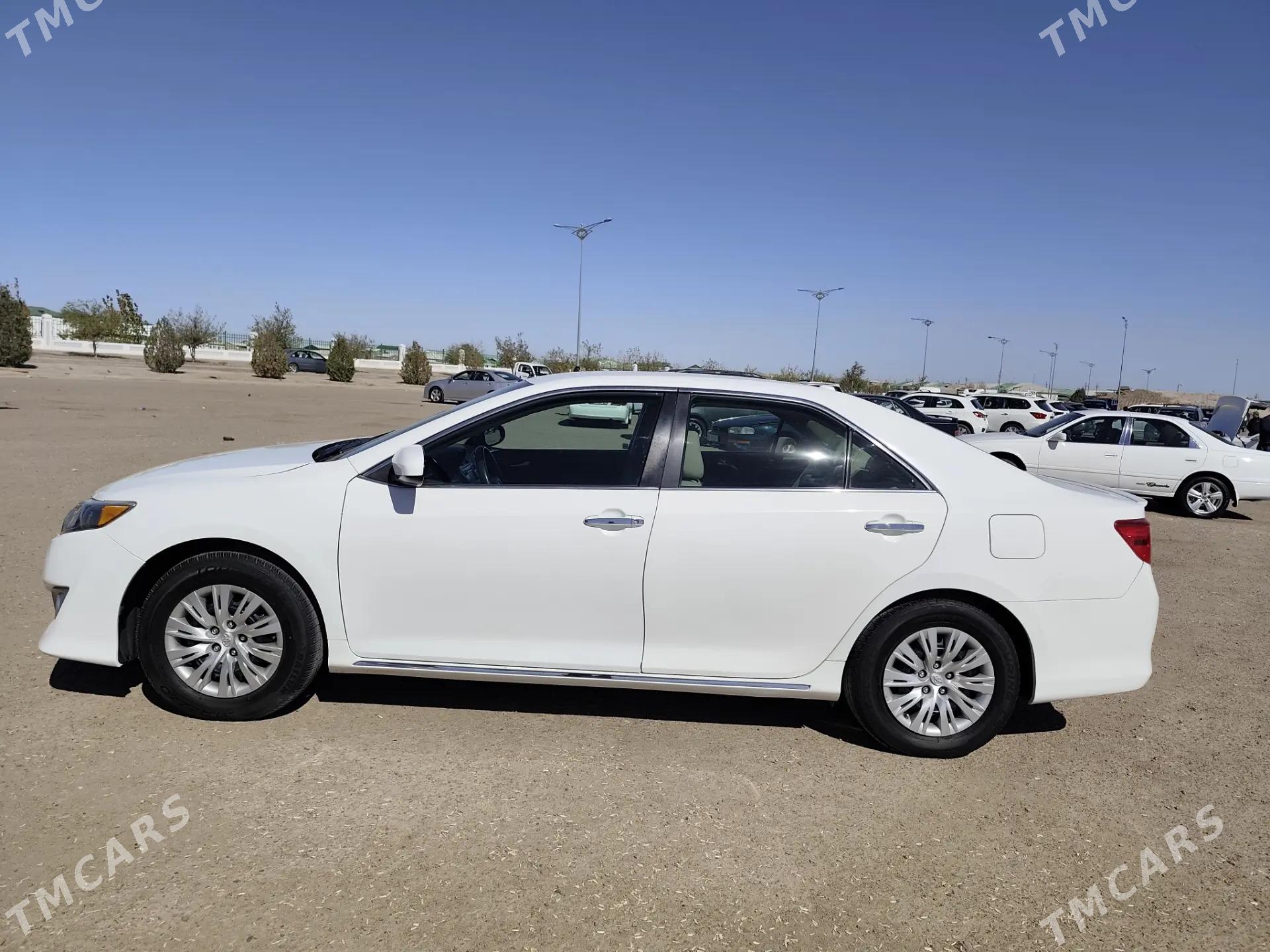 Toyota Camry 2013 - 230 000 TMT - Daşoguz - img 8