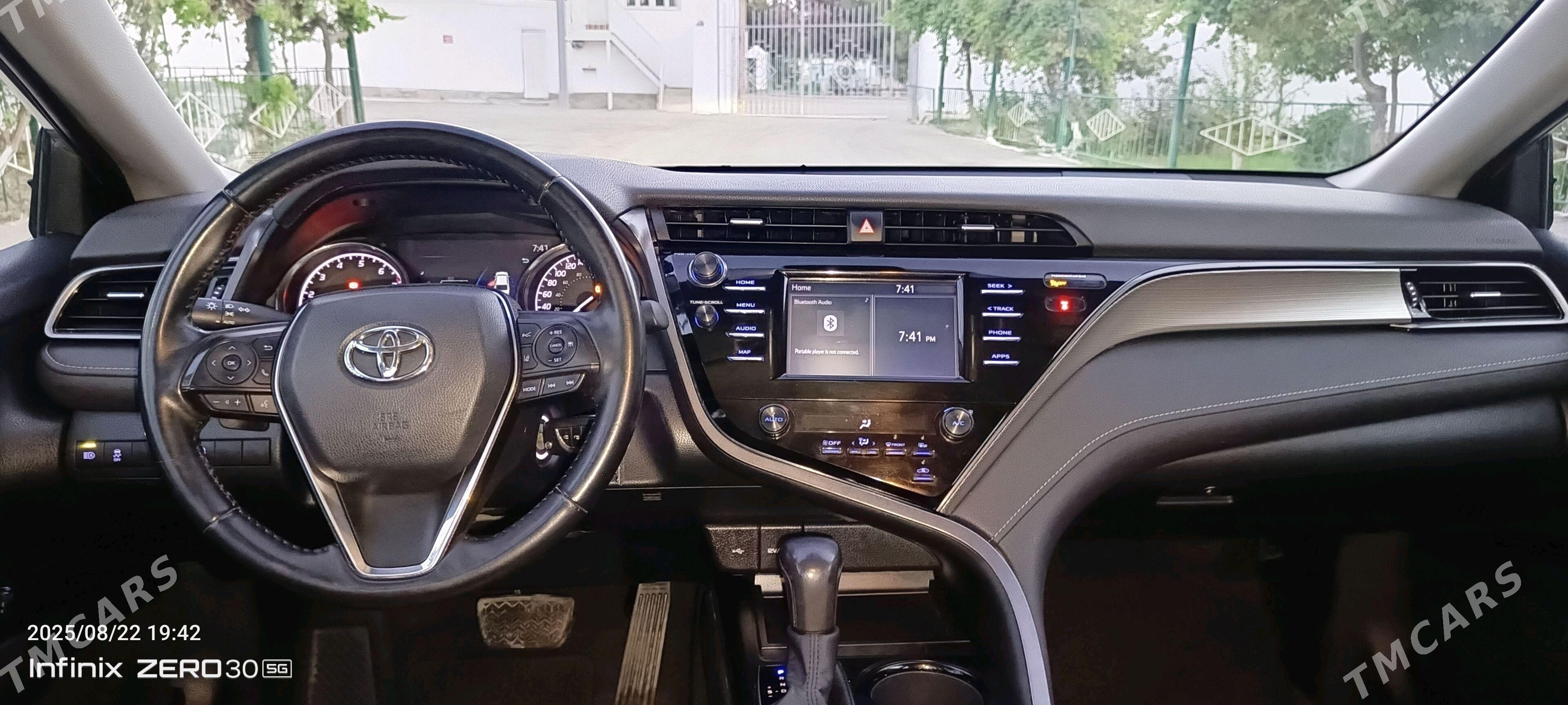 Toyota Camry 2020 - 300 000 TMT - Туркменабат - img 3