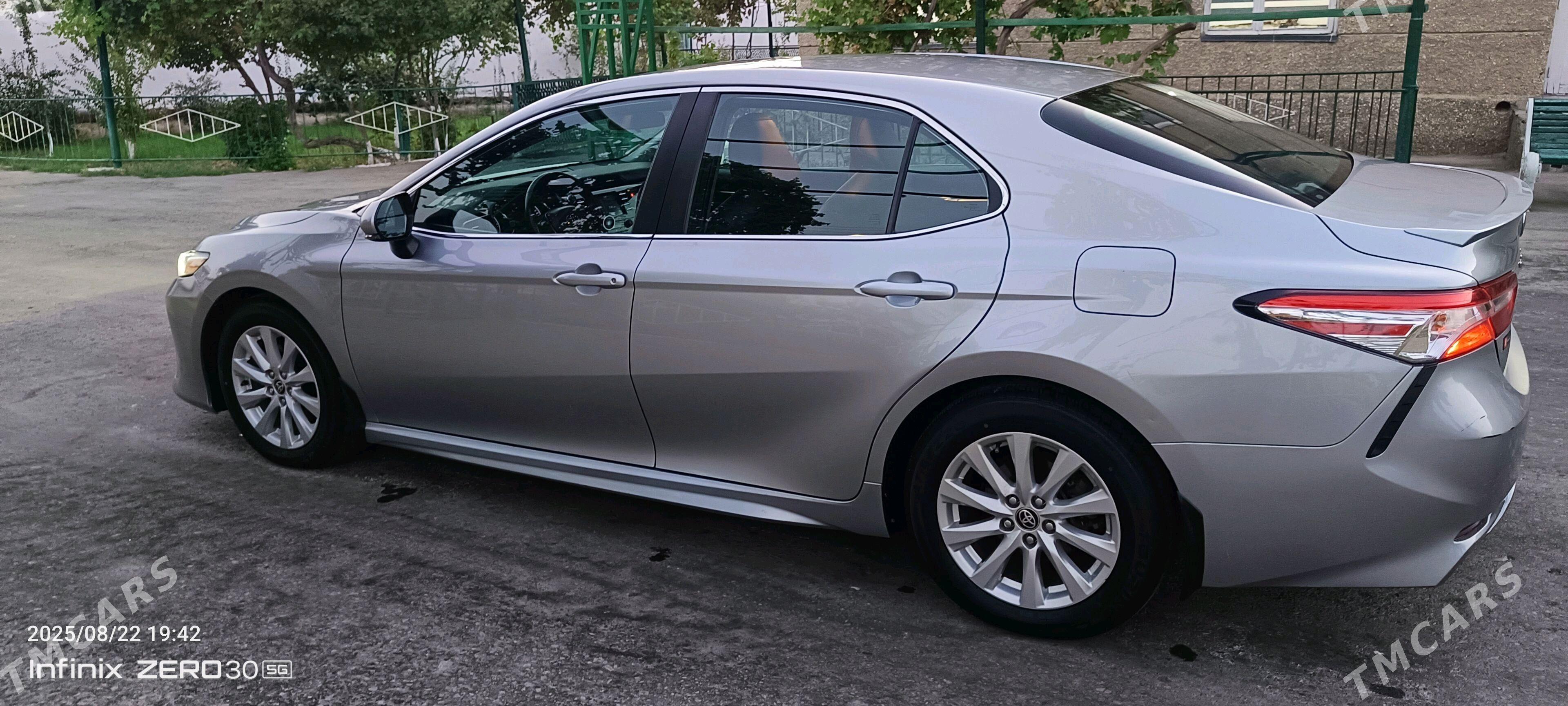 Toyota Camry 2020 - 300 000 TMT - Туркменабат - img 4