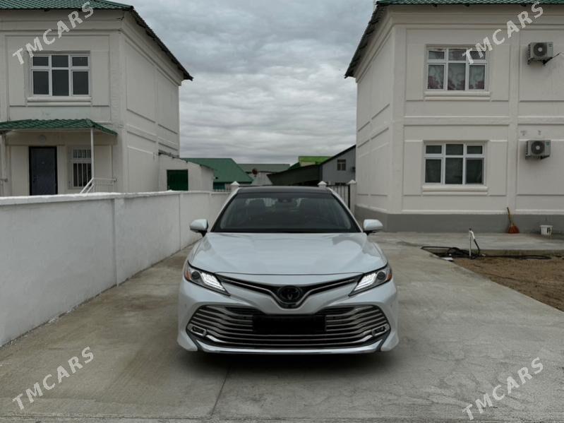 Toyota Camry 2018 - 480 000 TMT - Aşgabat - img 2
