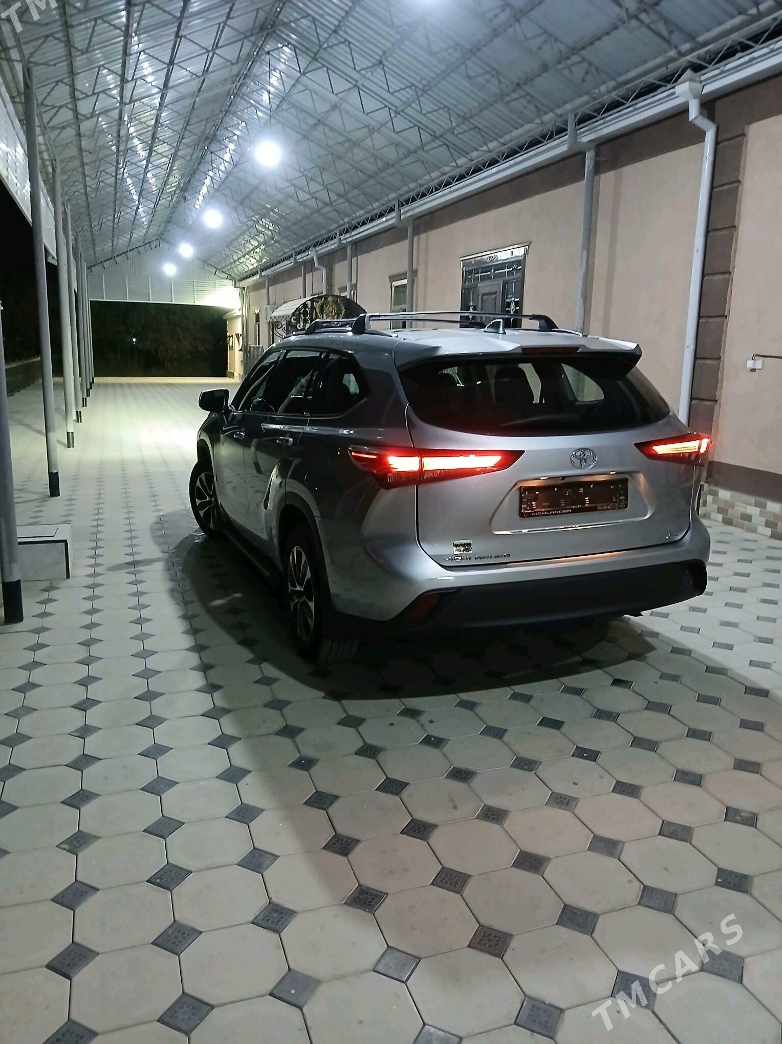 Toyota Highlander 2021 - 560 000 TMT - Байрамали - img 8