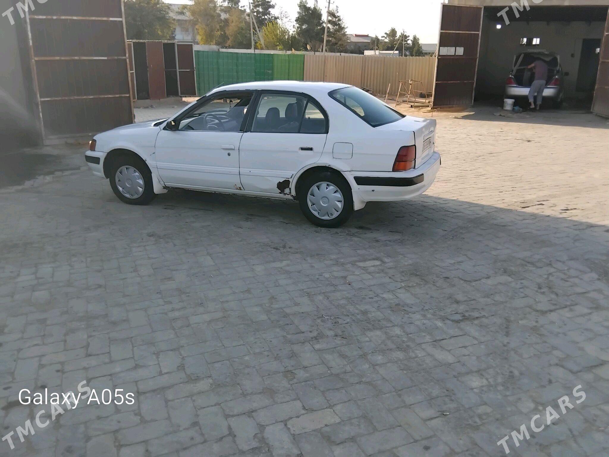 Toyota Corolla 1997 - 25 000 TMT - Ёлётен - img 5