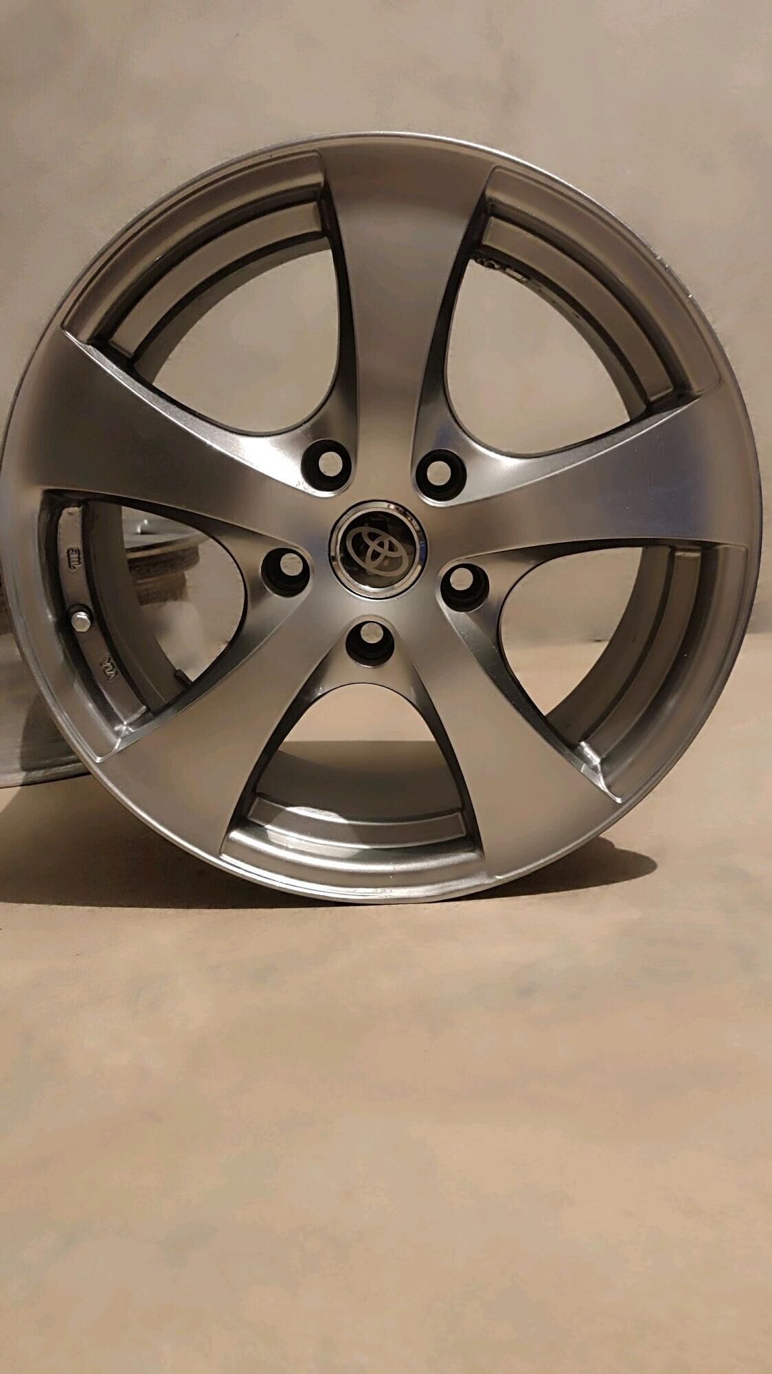 R16 Diska toyota camry 2 600 TMT - Теджен - img 2