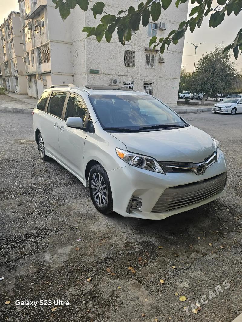 Toyota Sienna 2020 - 520 000 TMT - Aşgabat - img 4