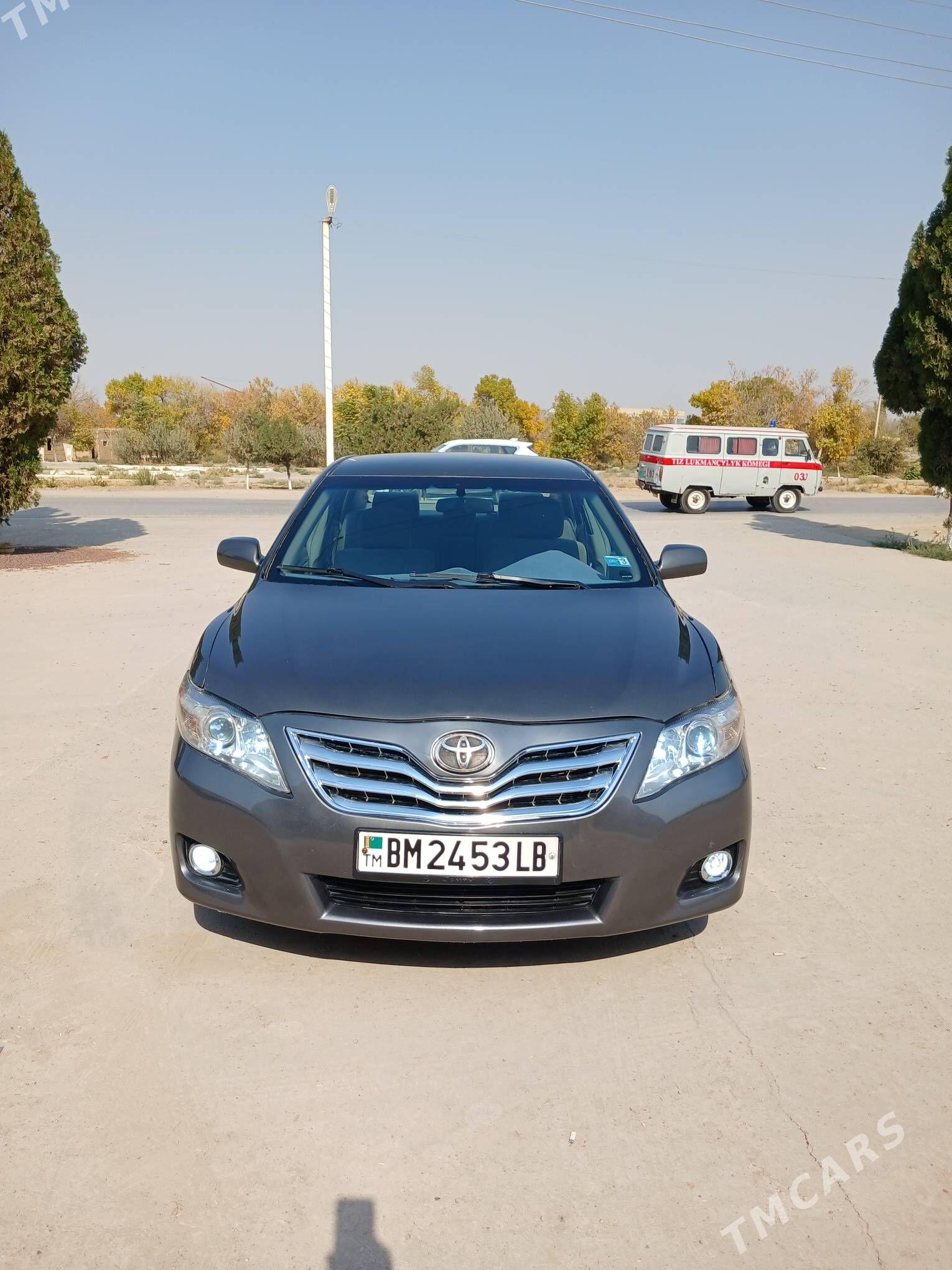 Toyota Camry 2009 - 185 000 TMT - Халач - img 7