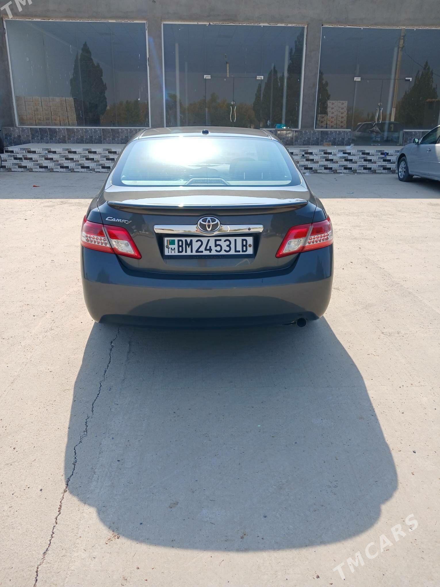 Toyota Camry 2009 - 185 000 TMT - Халач - img 8