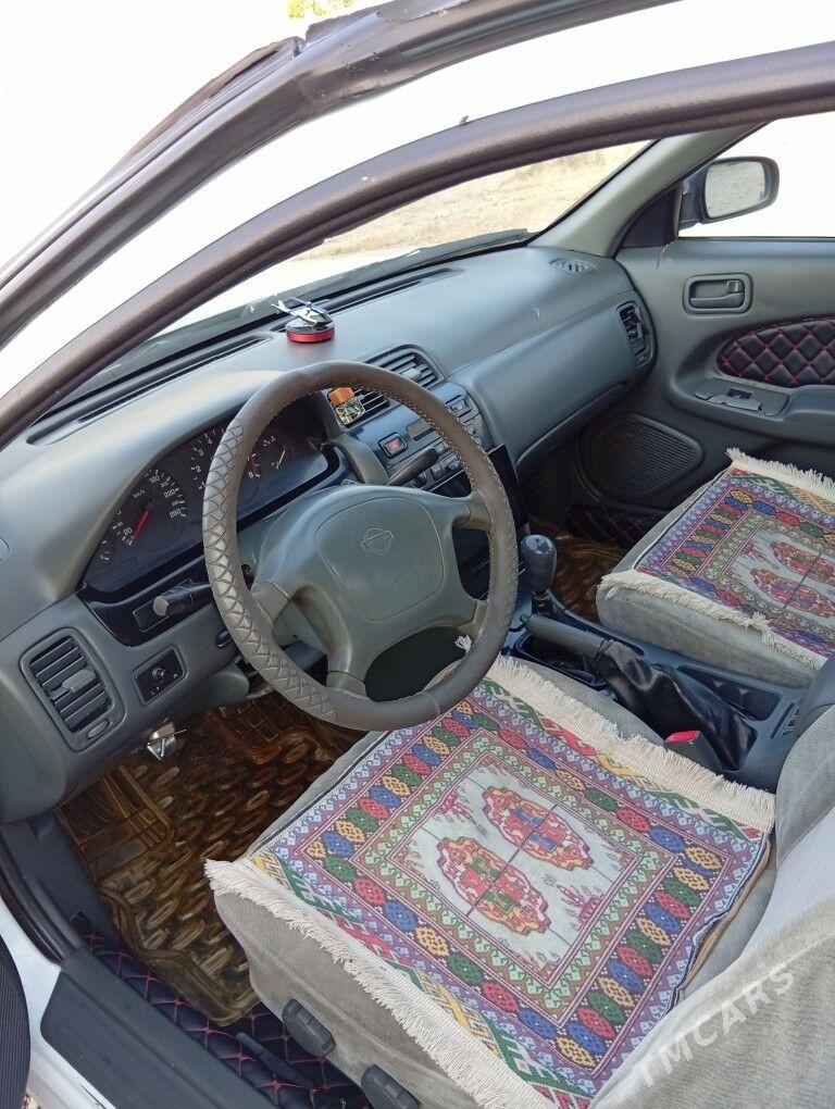 Nissan Maxima 1998 - 60 000 TMT - Бузмеин - img 5