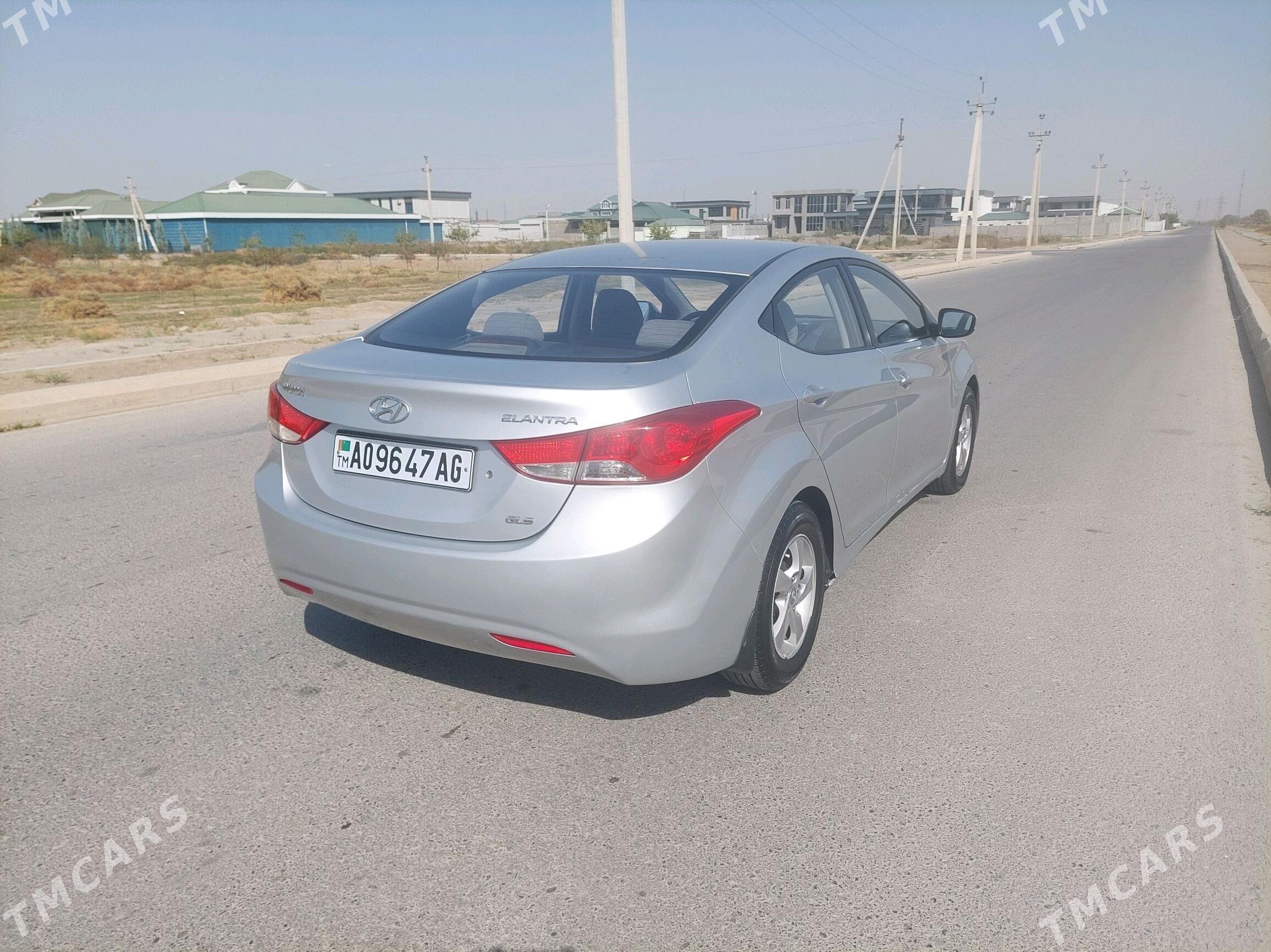 Hyundai Elantra 2012 - 165 000 TMT - Ашхабад - img 3