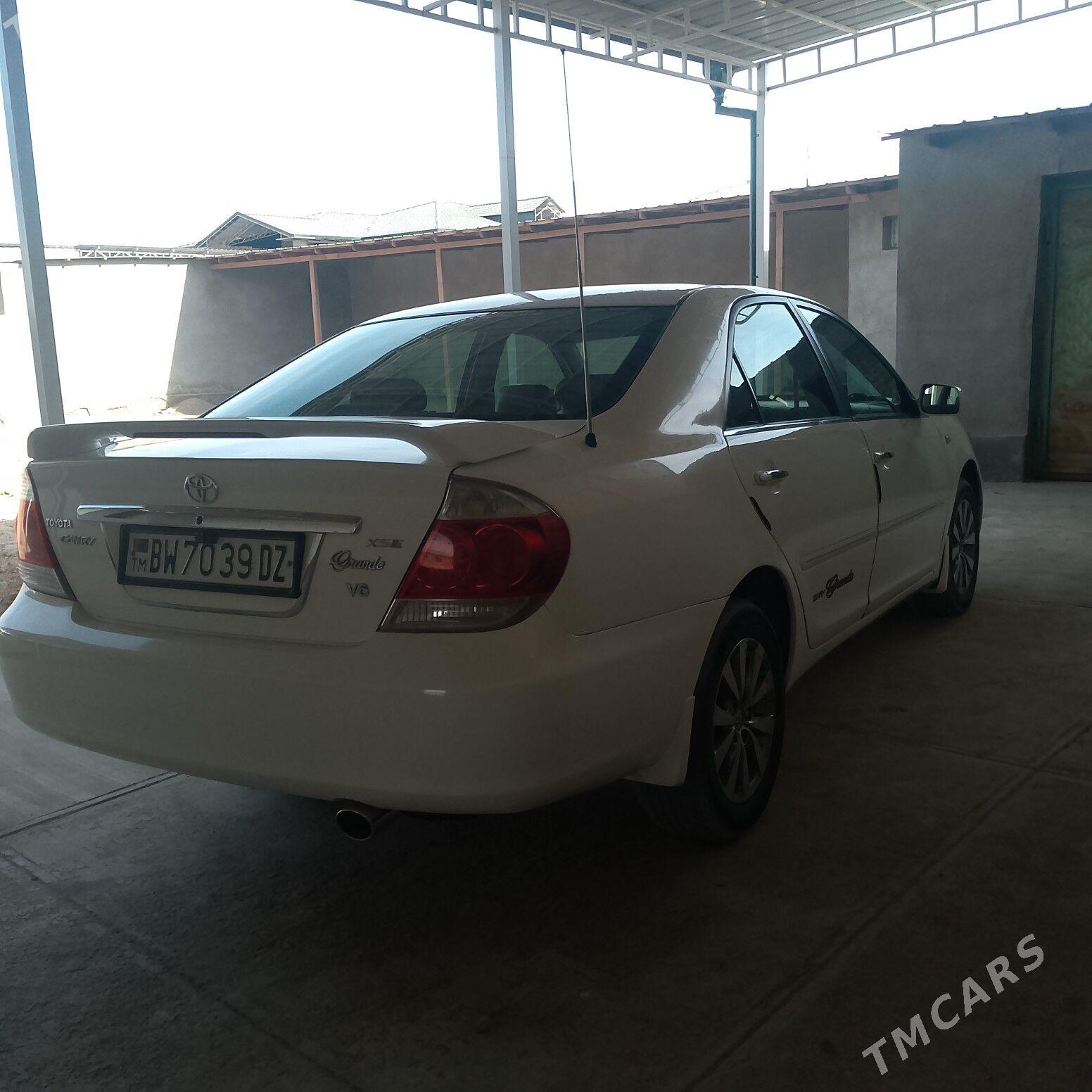 Toyota Camry 2003 - 170 000 TMT - Daşoguz - img 10