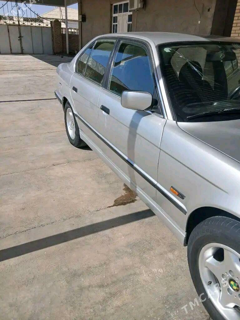 BMW 530 1993 - 60 000 TMT - Mary - img 1