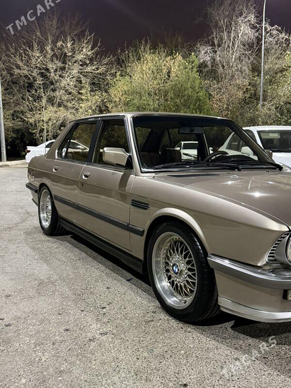 BMW E34 1986 - 100 000 TMT - Aşgabat - img 5
