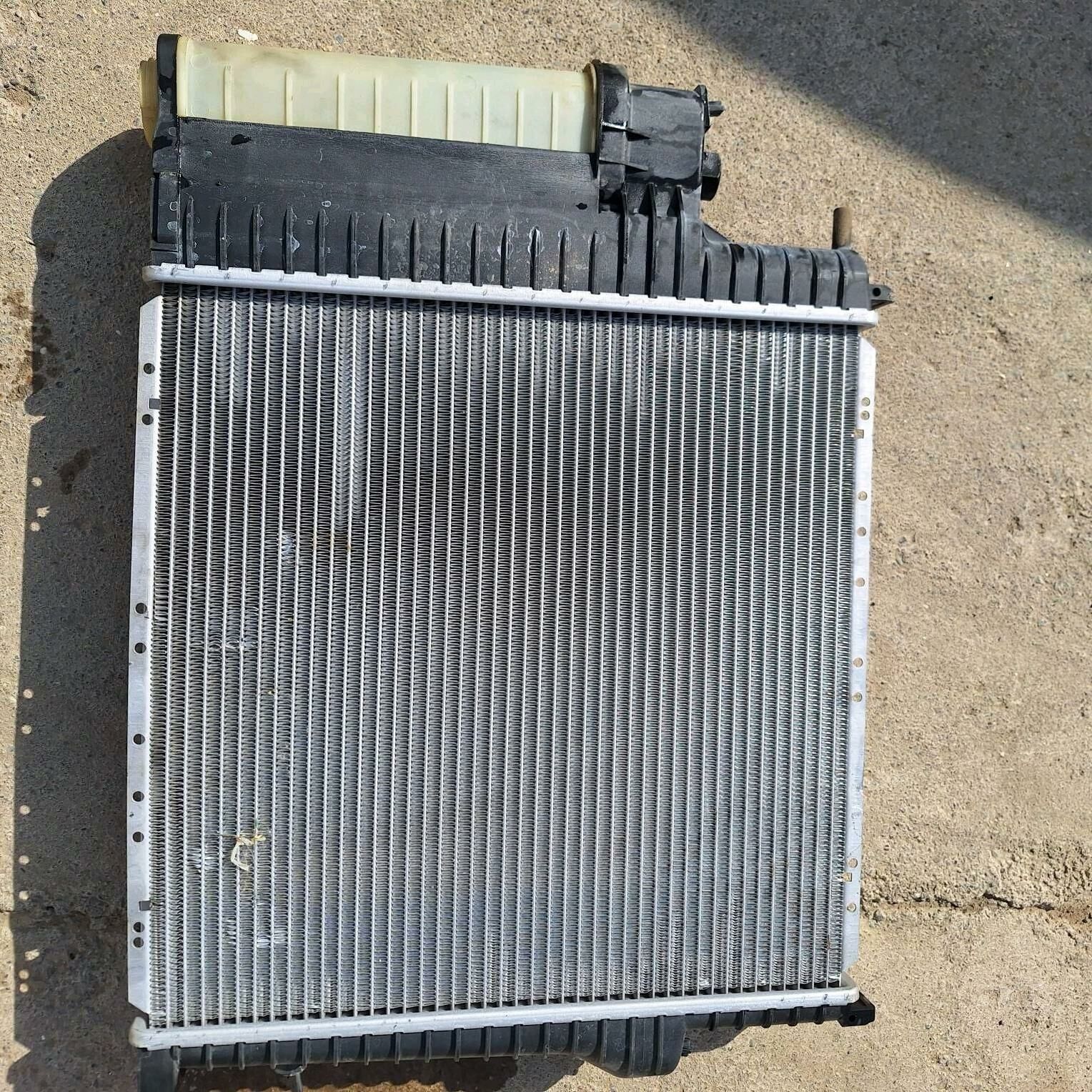 e 36 radiator bmw 500 TMT - Ашхабад - img 2