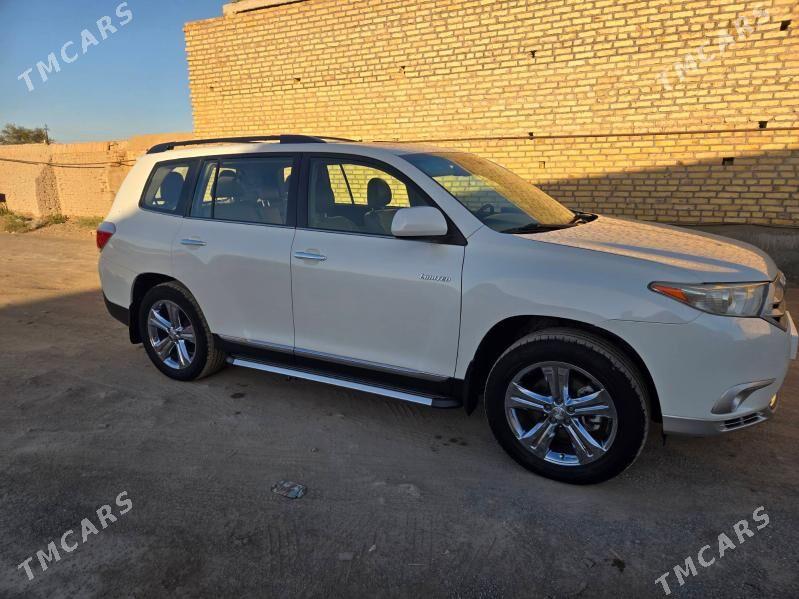 Toyota Highlander 2011 - 340 000 TMT - Кёнеургенч - img 5