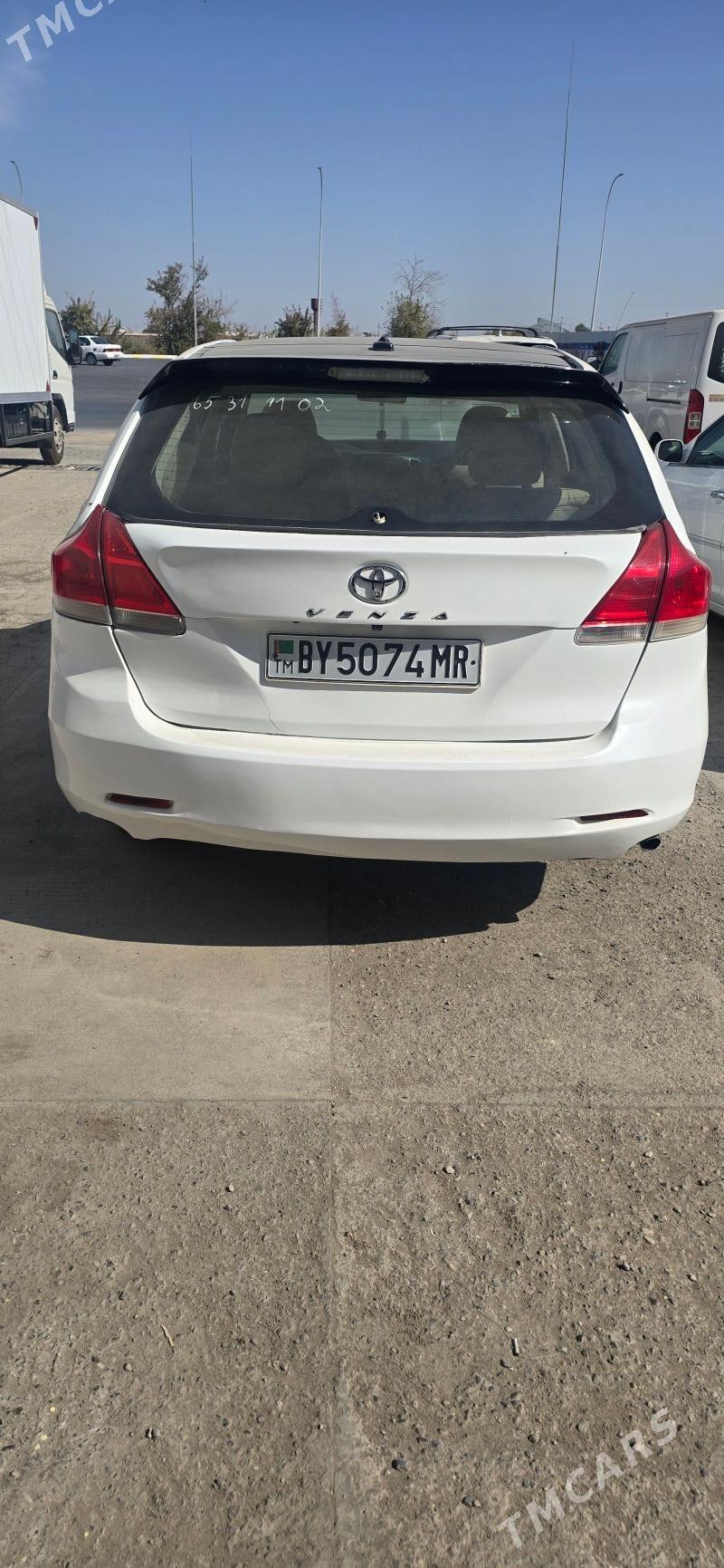 Toyota Venza 2010 - 200 000 TMT - Мары - img 3