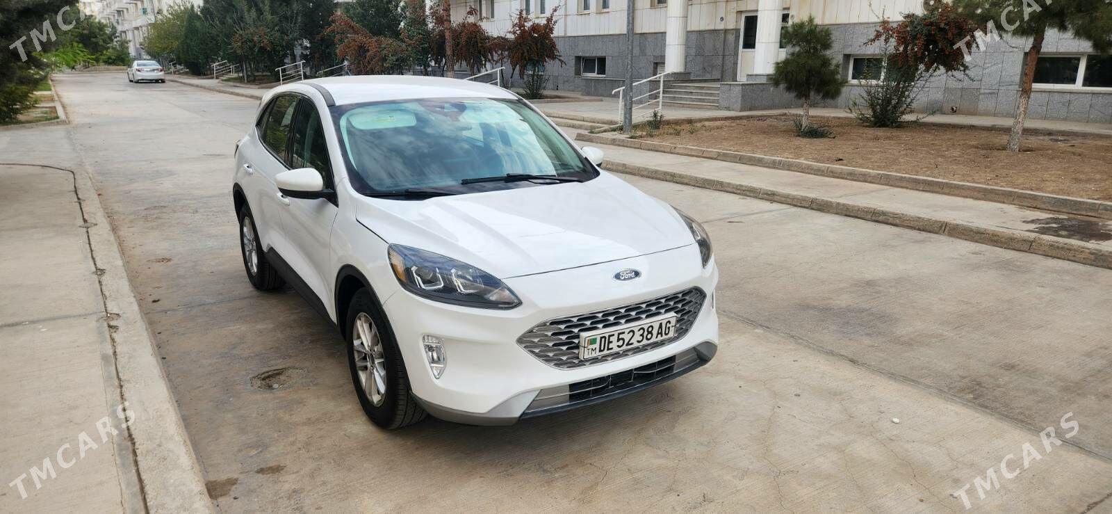 Ford Escape 2022 - 245 000 TMT - Ашхабад - img 2