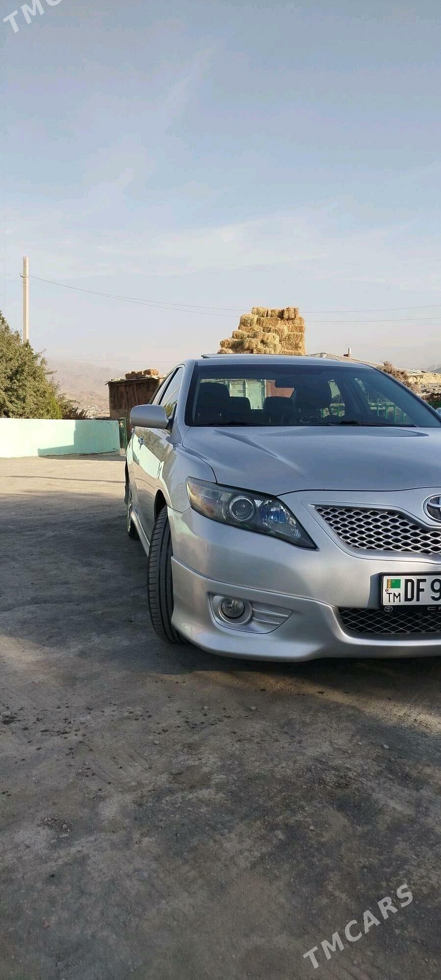 Toyota Camry 2010 - 270 000 TMT - Bäherden - img 2