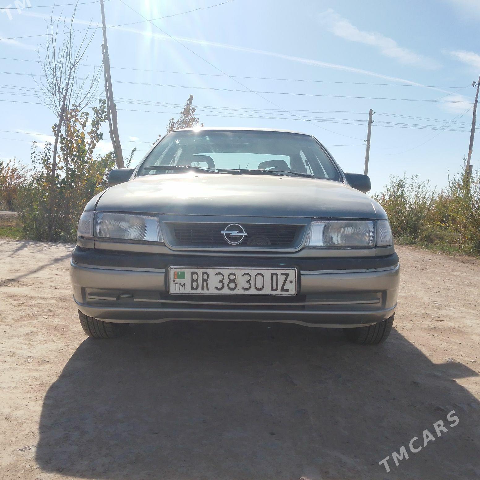Opel Vectra 1992 - 30 000 TMT - Гороглы (Тагта) - img 9