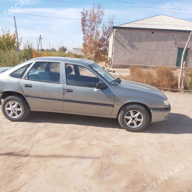 Opel Vectra 1992 - 30 000 TMT - Гороглы (Тагта) - img 6