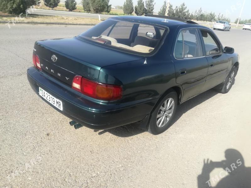 Toyota Camry 1994 - 90 000 TMT - Şatlyk - img 3