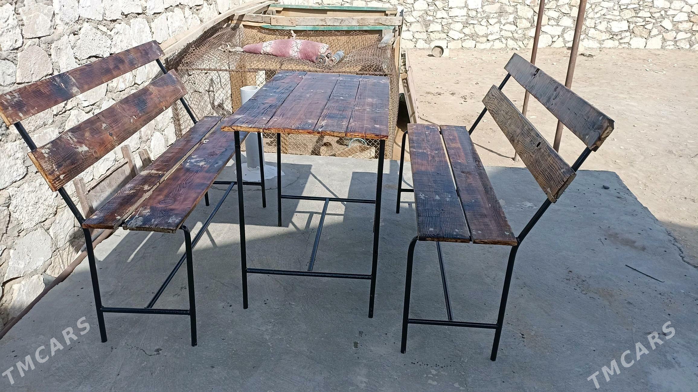 Скамейка со столом - Туркменбаши - img 2