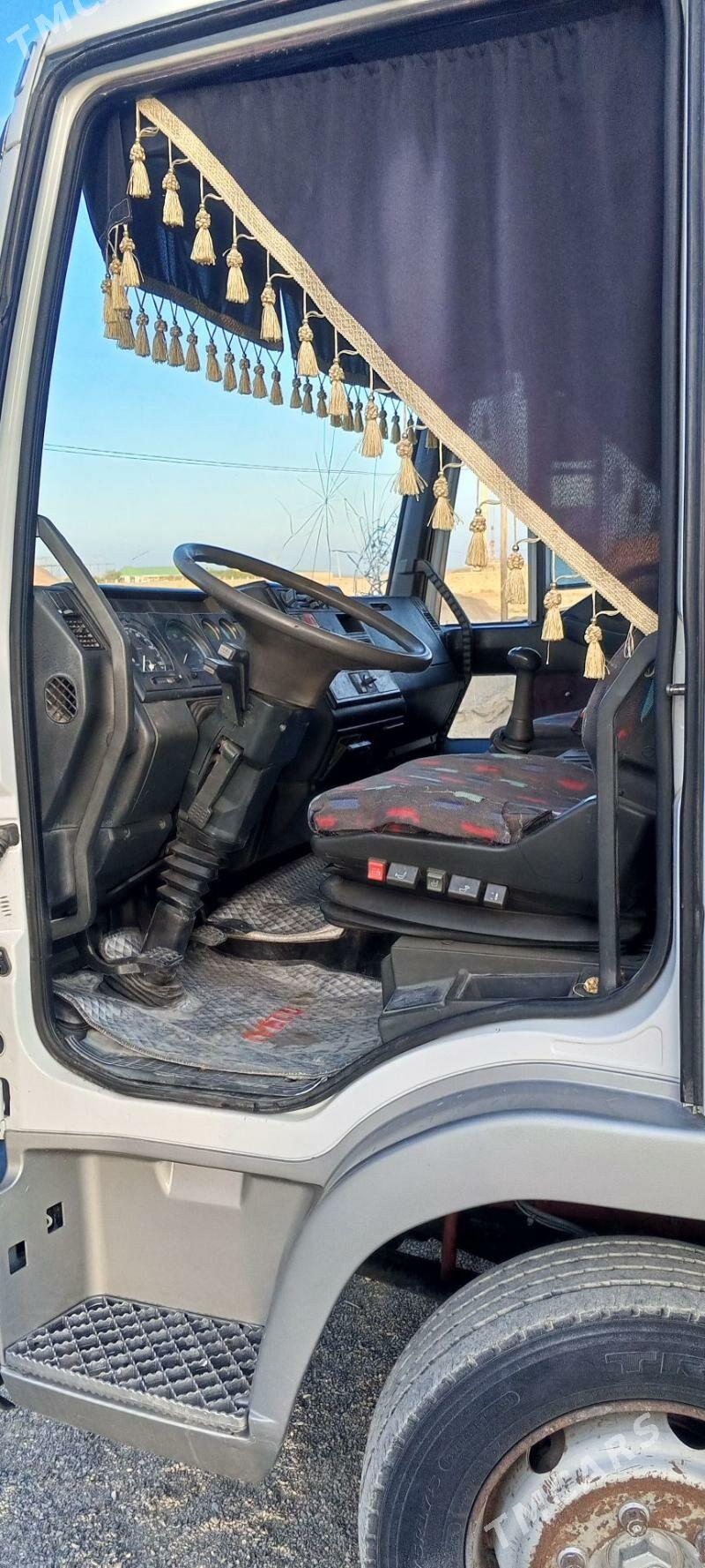 Iveco EuroCargo 2003 - 200 000 TMT - Бахарден - img 6