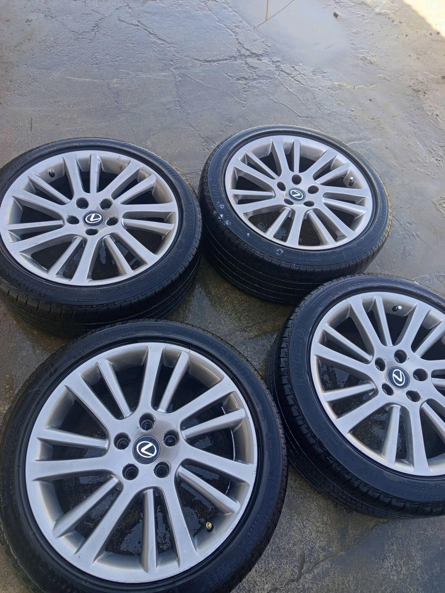 awiryon disga 1 350 TMT - Бахарден - img 1