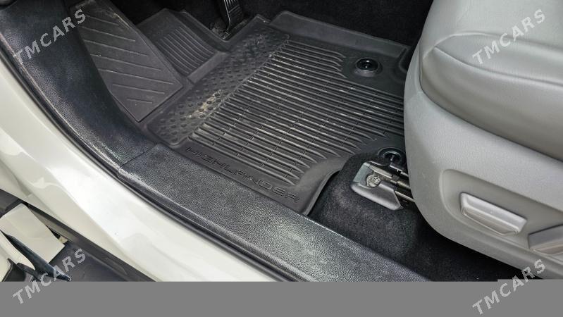 Toyota Highlander 2020 - 545 000 TMT - Aşgabat - img 3