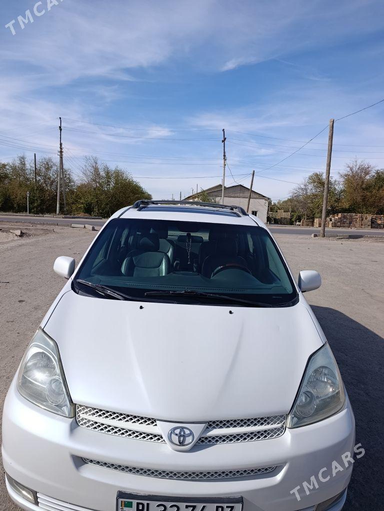 Toyota Sienna 2005 - 300 000 TMT - Köneürgenç - img 6