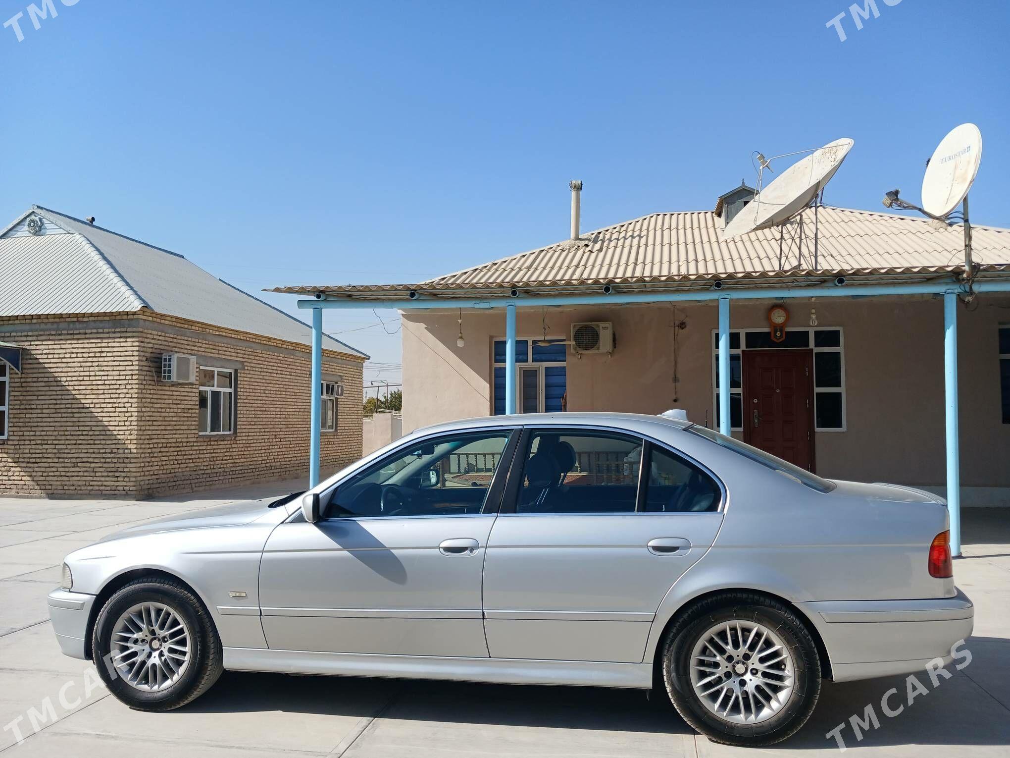 BMW 525 2002 - 130 000 TMT - Гёкдепе - img 1