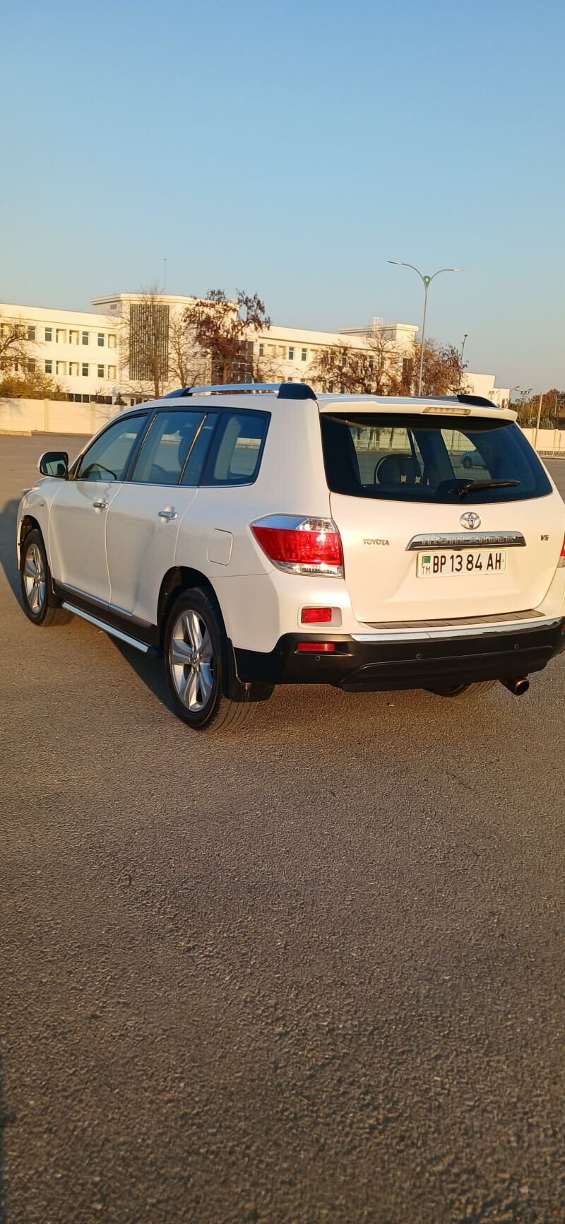 Toyota Highlander 2011 - 390 000 TMT - Гёкдепе - img 10