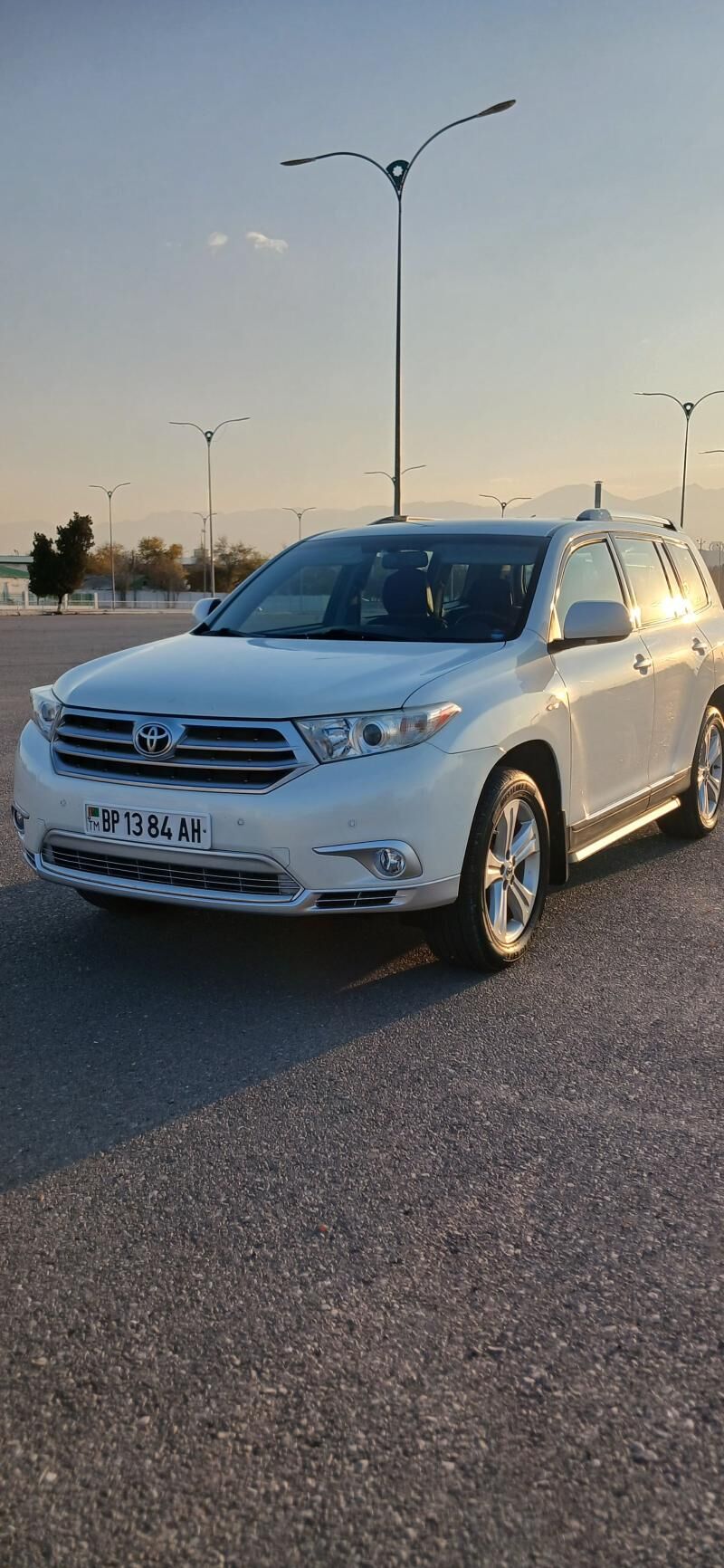 Toyota Highlander 2011 - 390 000 TMT - Гёкдепе - img 4