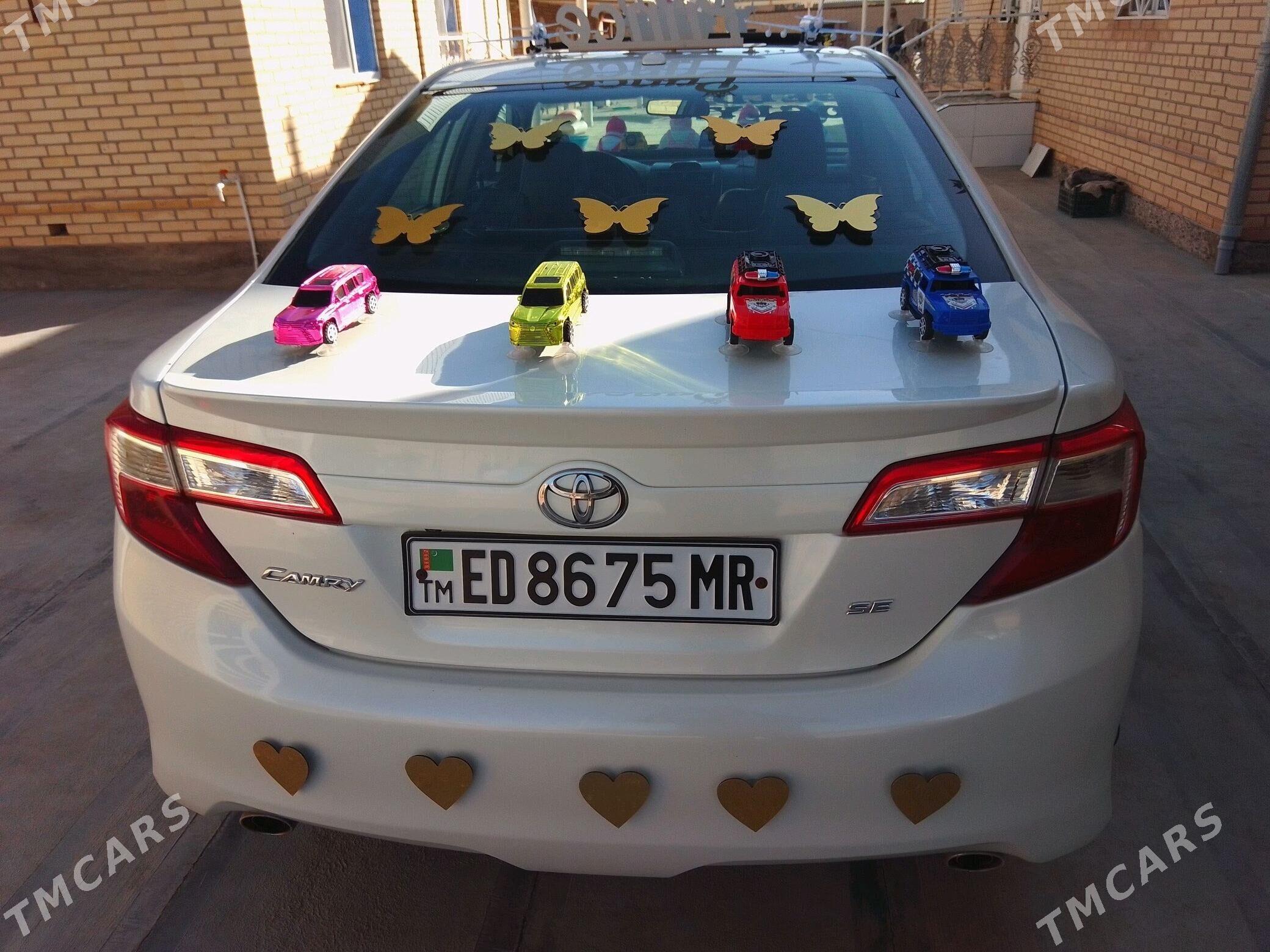 Toyota Camry 2012 - 250 000 TMT - Мары - img 4