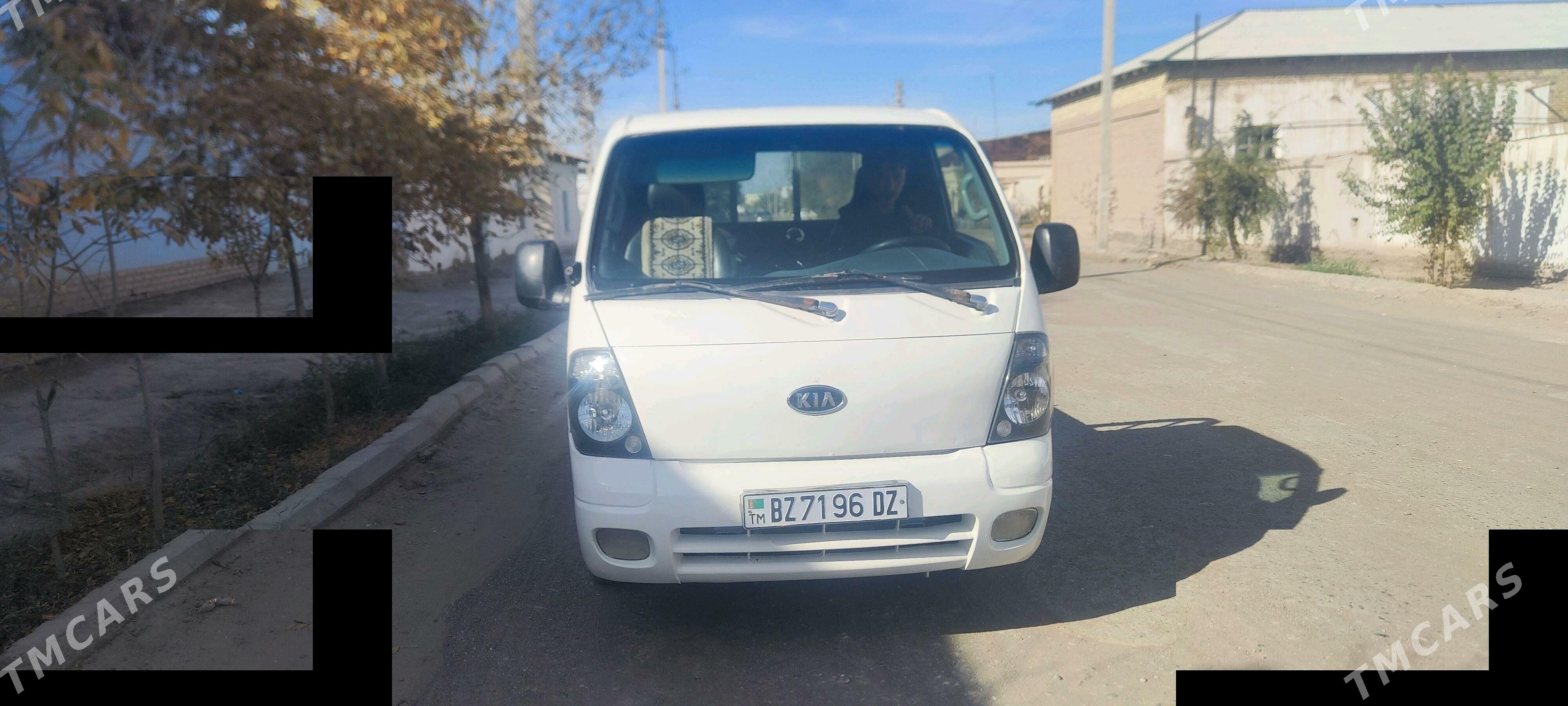 Kia Bongo 2005 - 130 000 TMT - Daşoguz - img 1