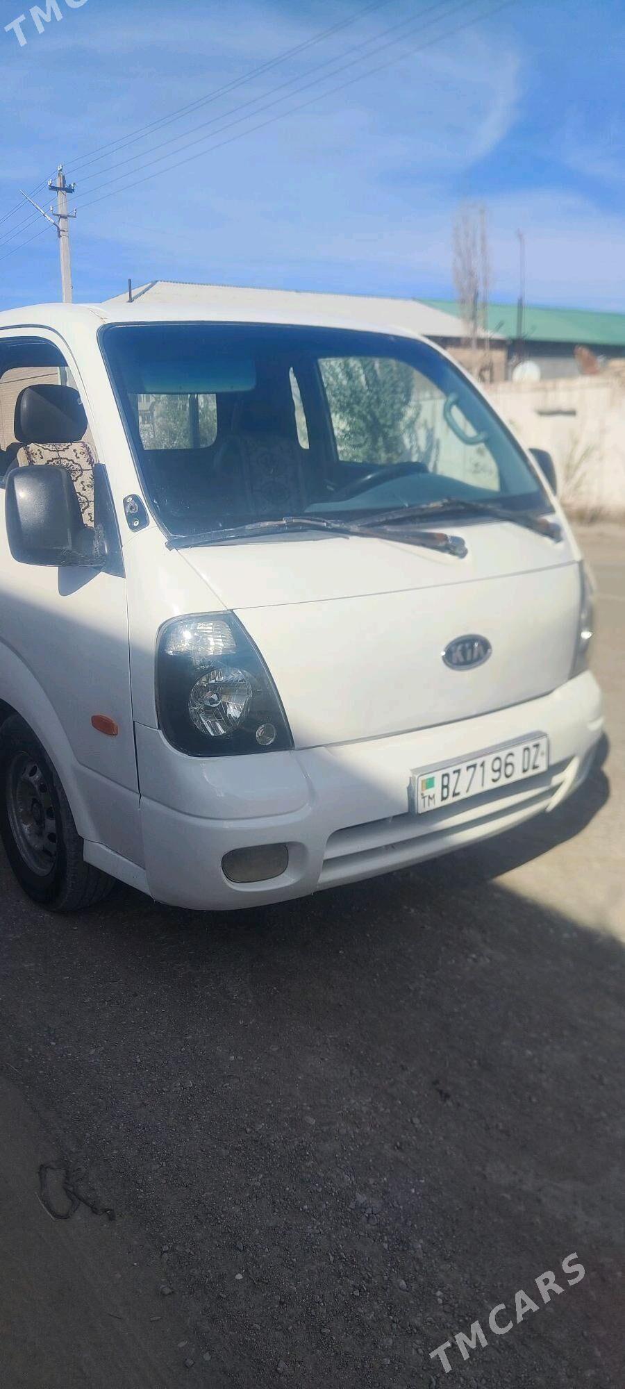 Kia Bongo 2005 - 130 000 TMT - Daşoguz - img 5